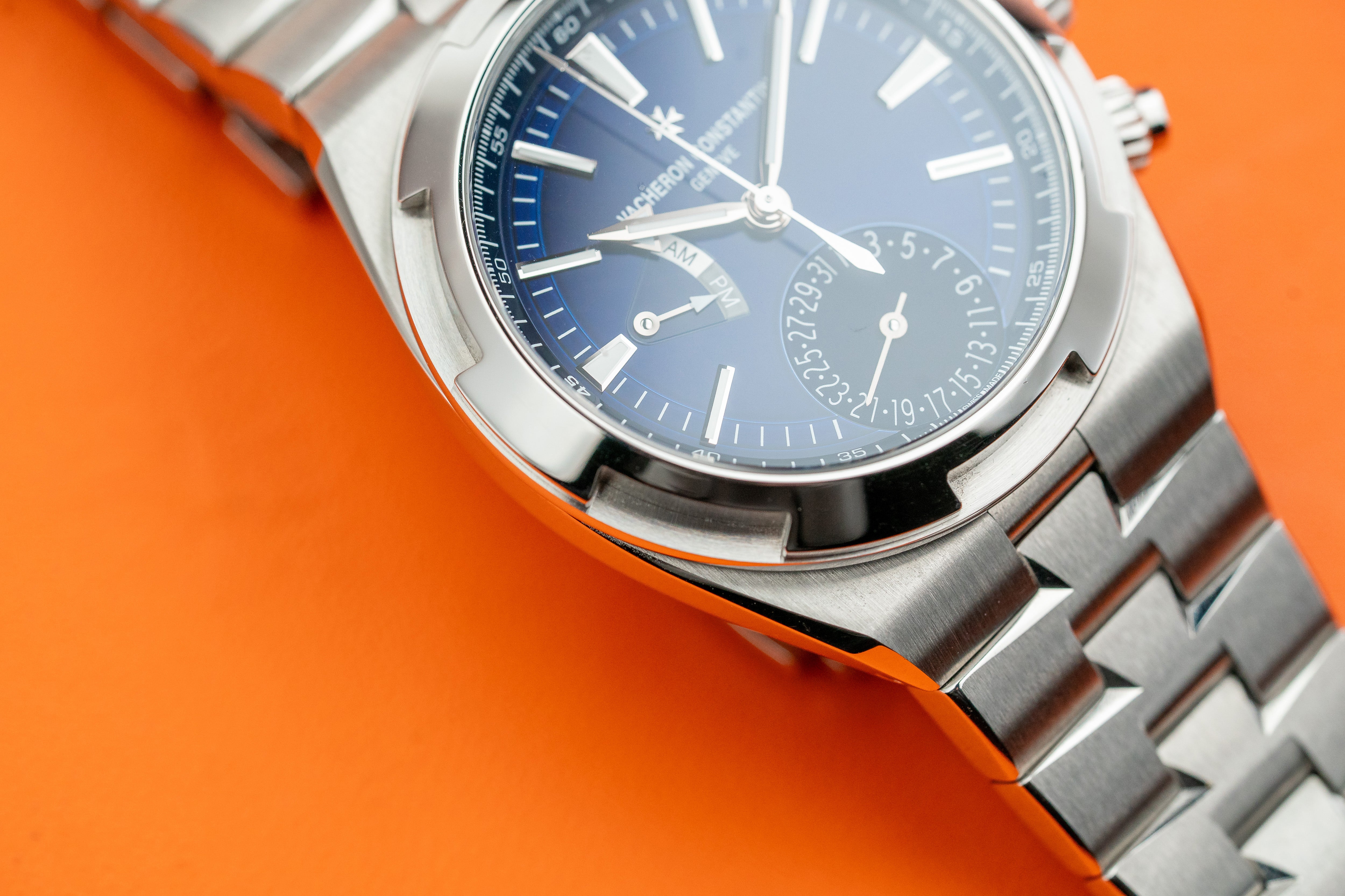 Vacheron Constantin Overseas Dual Time Blue Stainless Steel 41mm - 7900V 2022