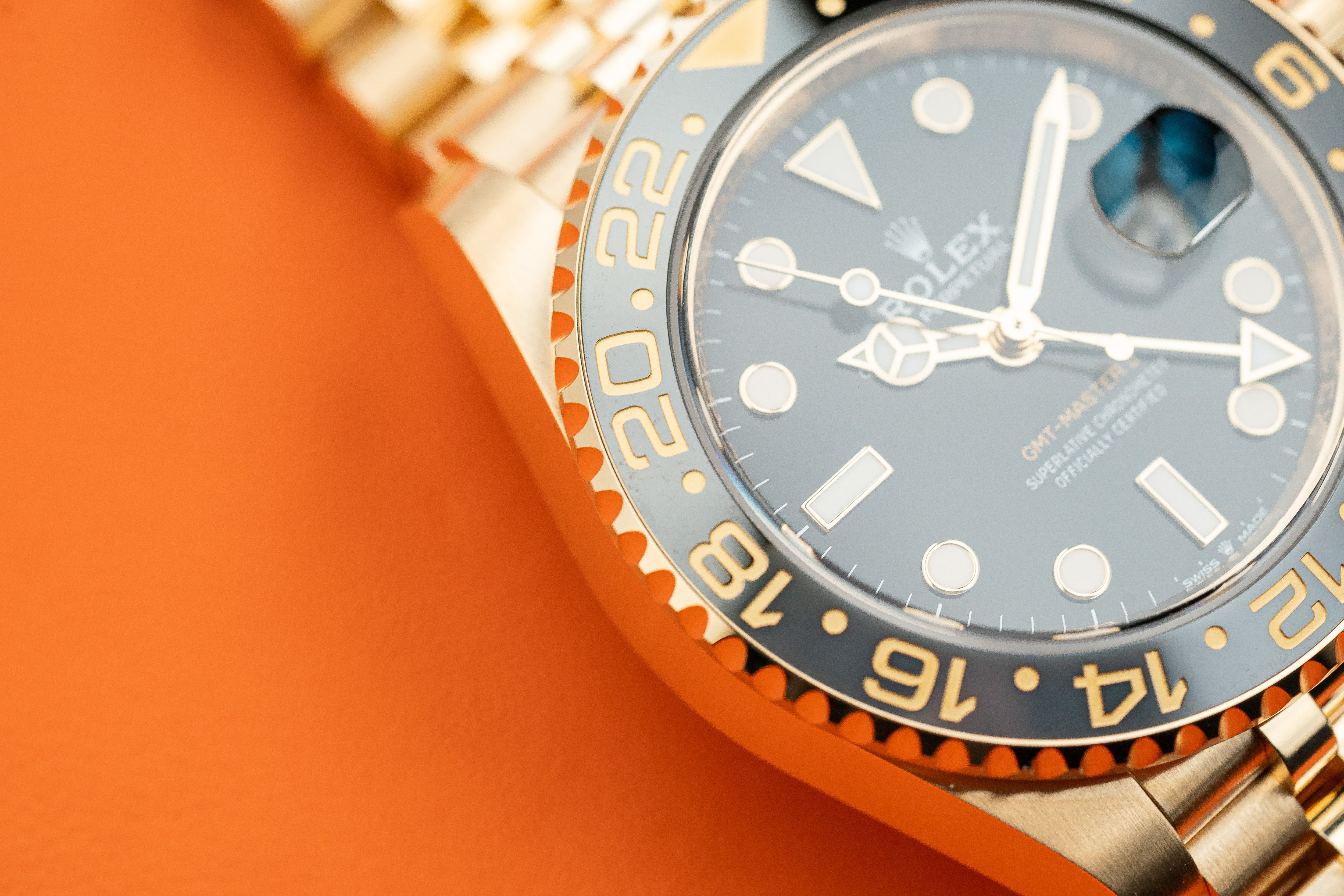 Rolex GMT-Master II Yellow Gold Grey Black Ceramic Bezel JUBILEE 126718GRNR 2025