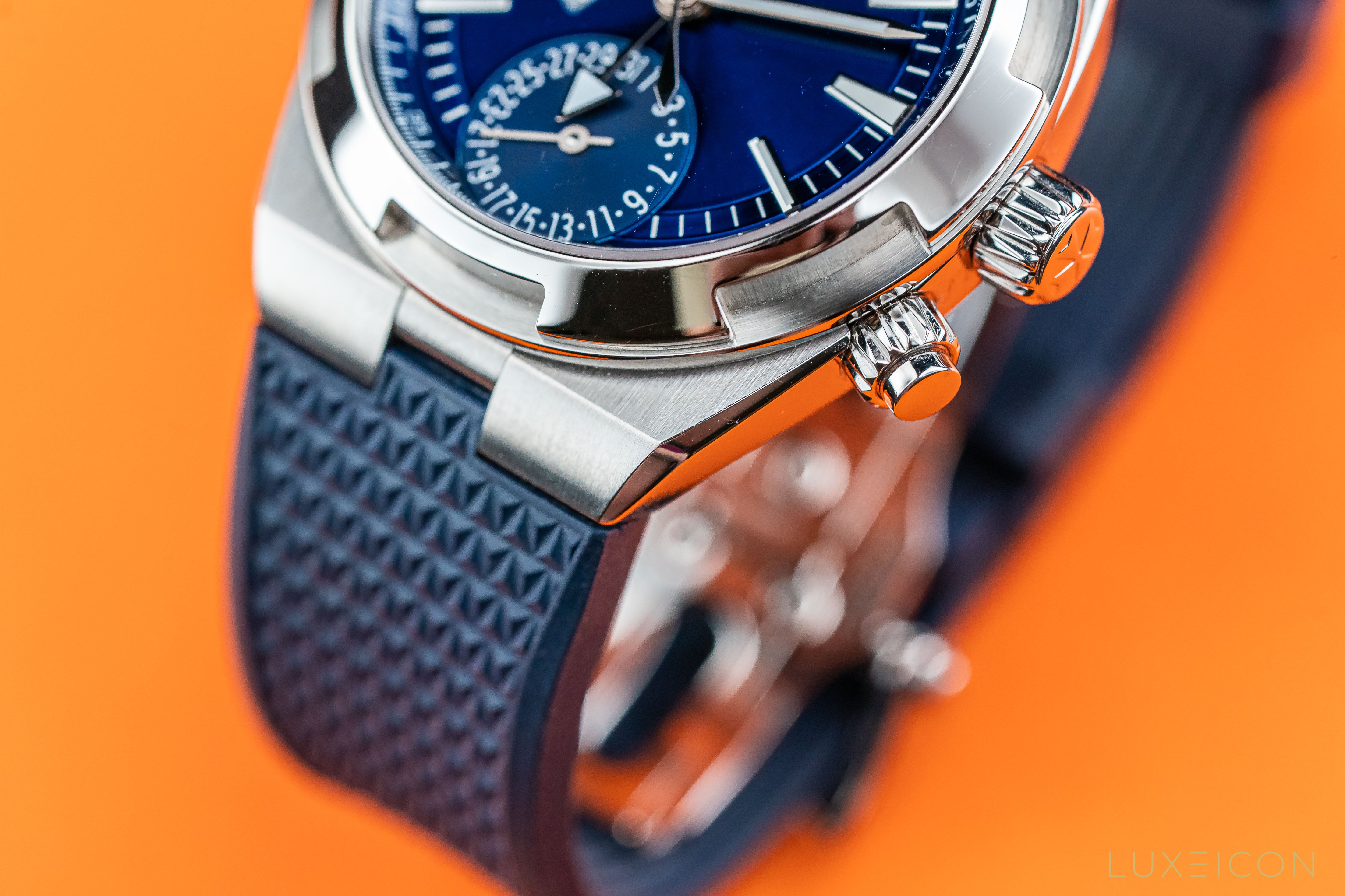 Vacheron Constantin Overseas Dual Time Steel Blue Dial 41mm 7900V/110A-B334