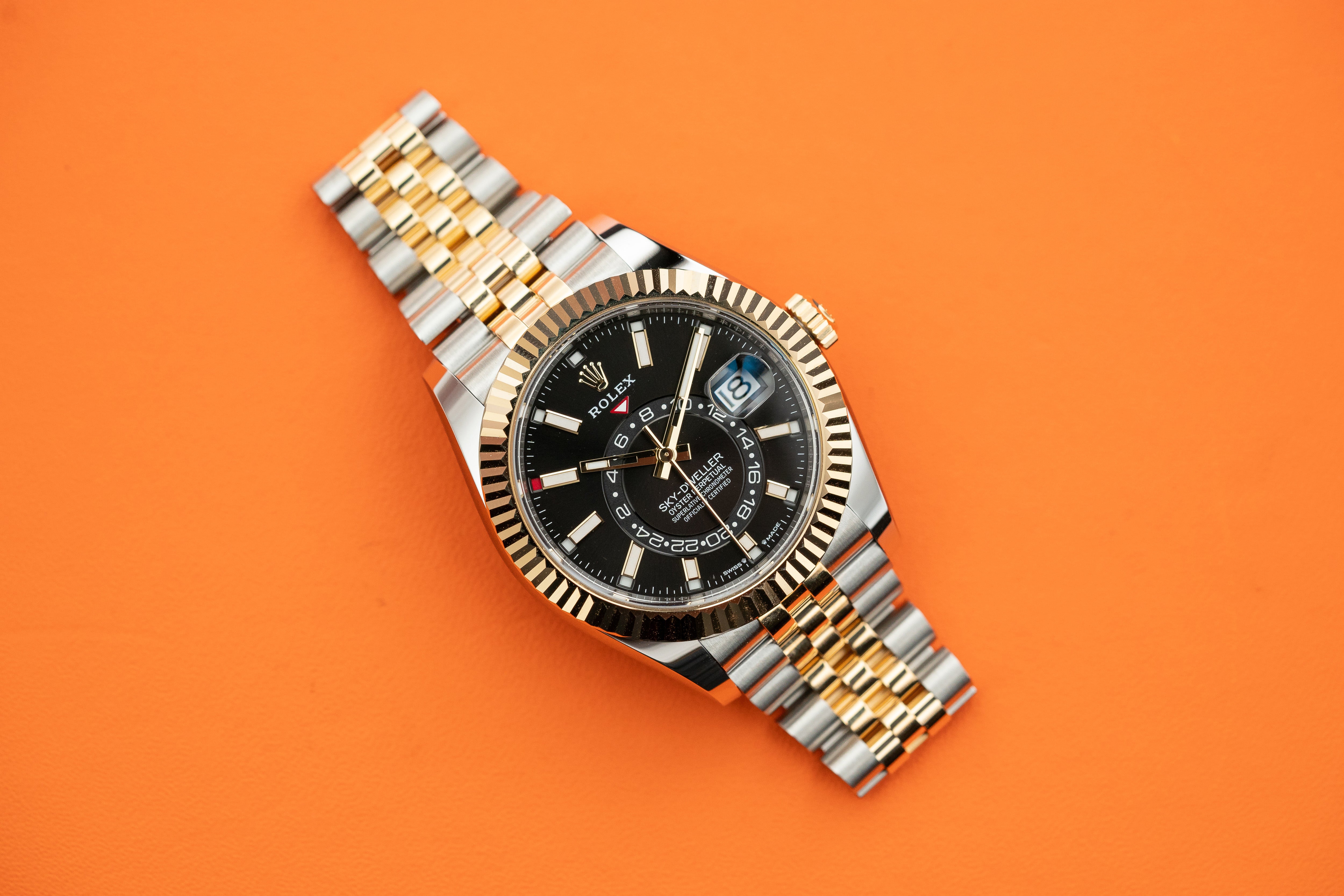 Rolex Sky-Dweller 336933 18K Yellow Gold Stainless Steel Black Dial 2024