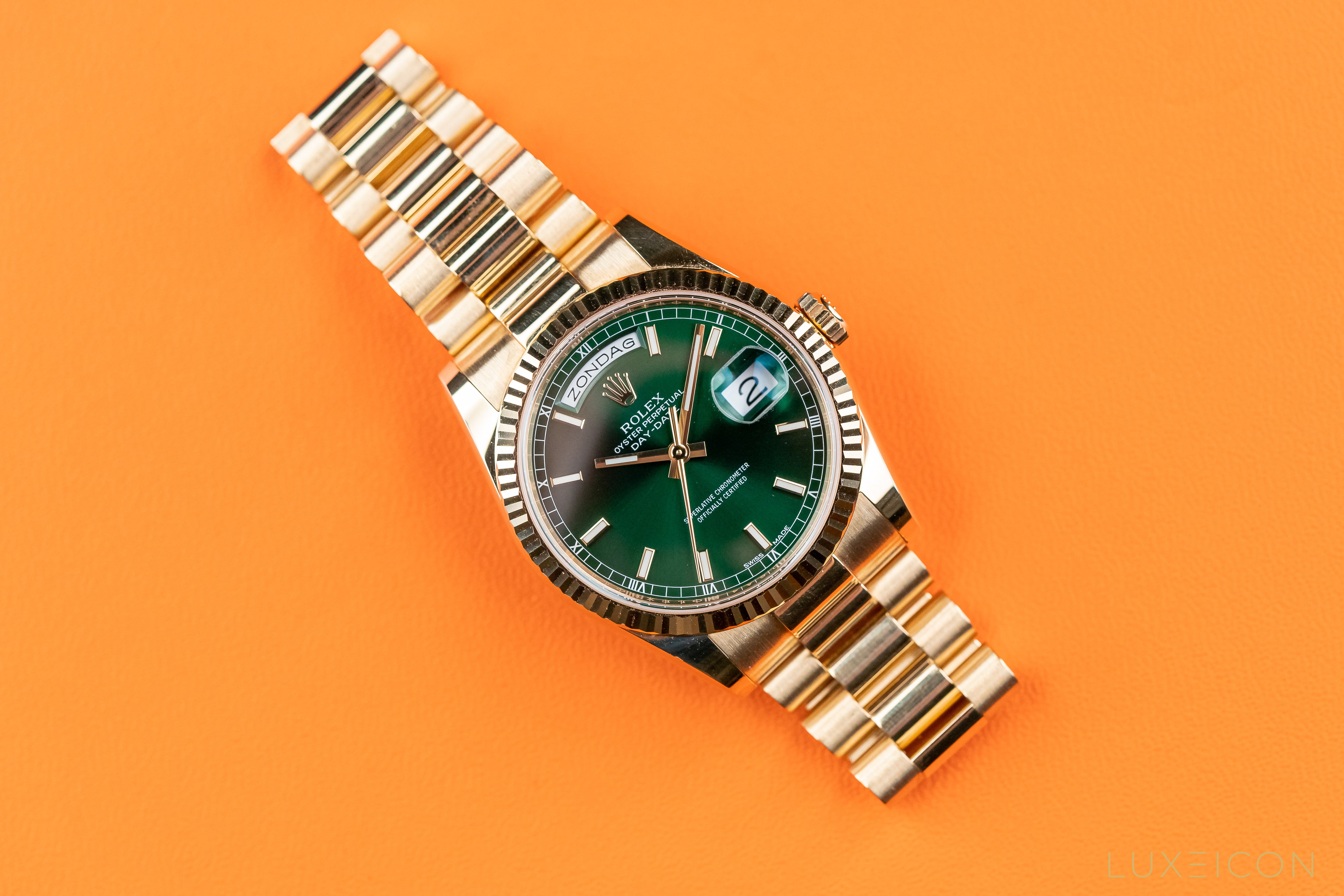 Rolex Day-Date 36 Yellow Gold Green Index Dial Fluted Bezel President 118238