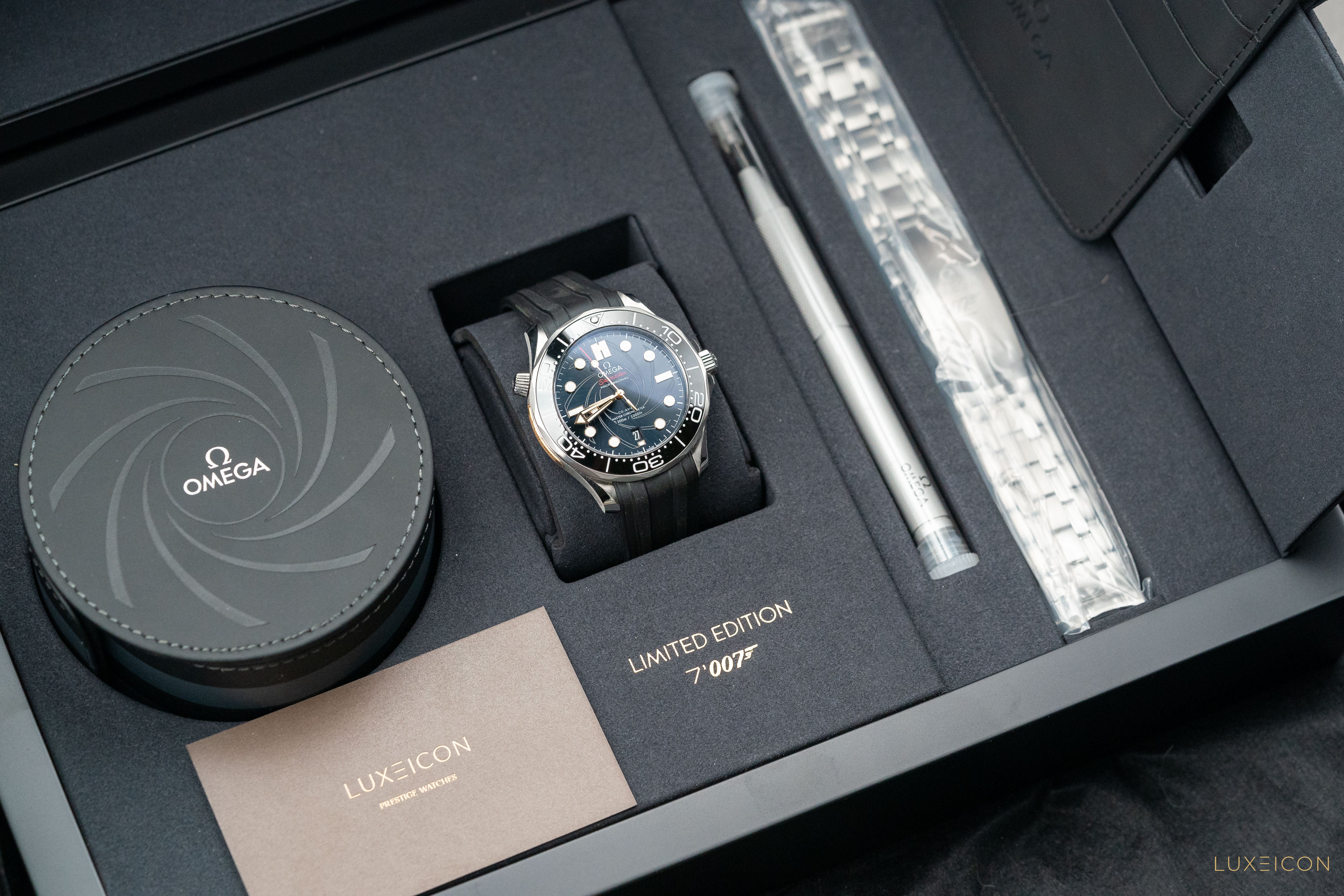 Omega Seamaster Diver 300 M James Bond OHMSS Black Dial 2019 fullset