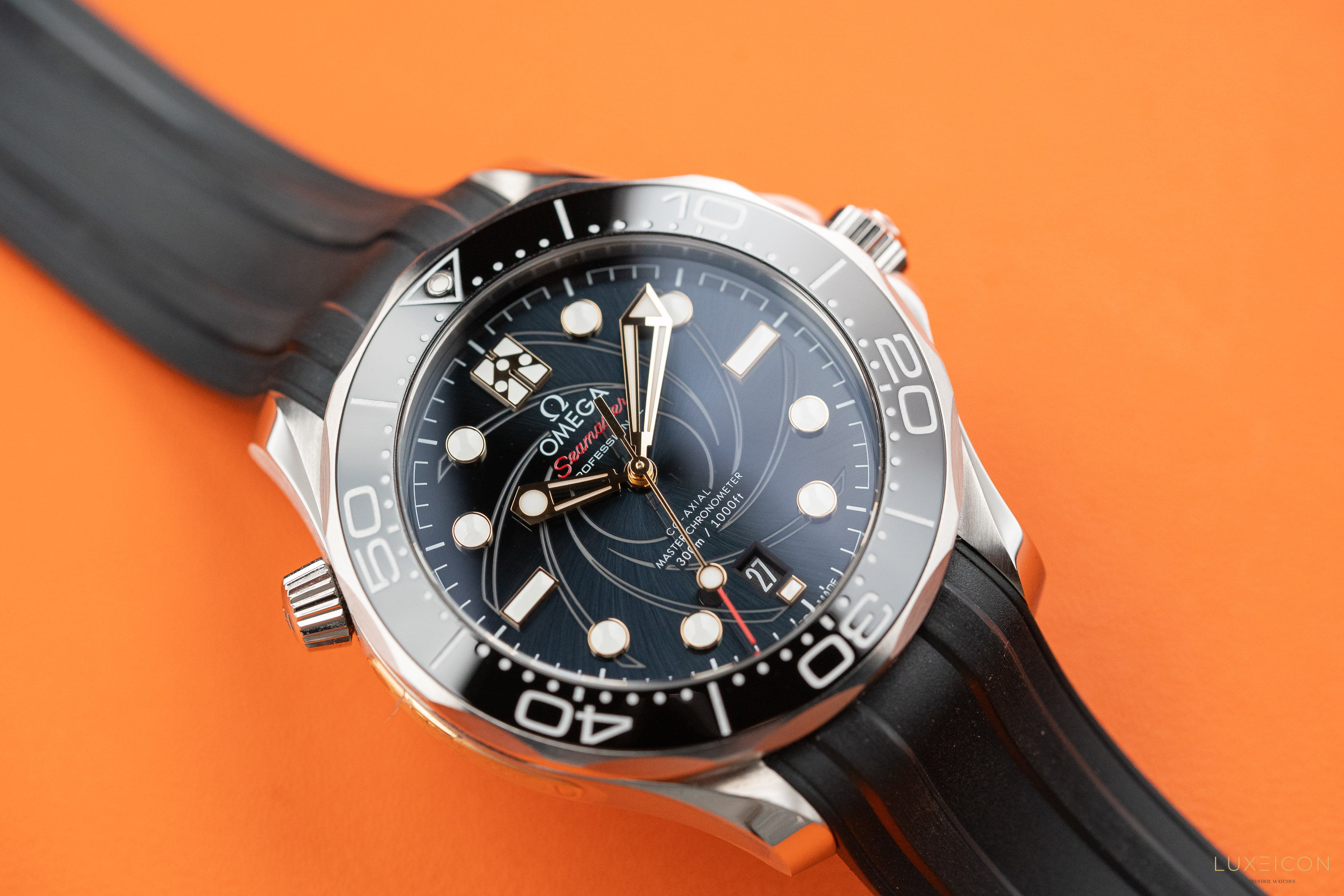 Omega Seamaster Diver 300 M James Bond OHMSS Black Dial 2019 fullset