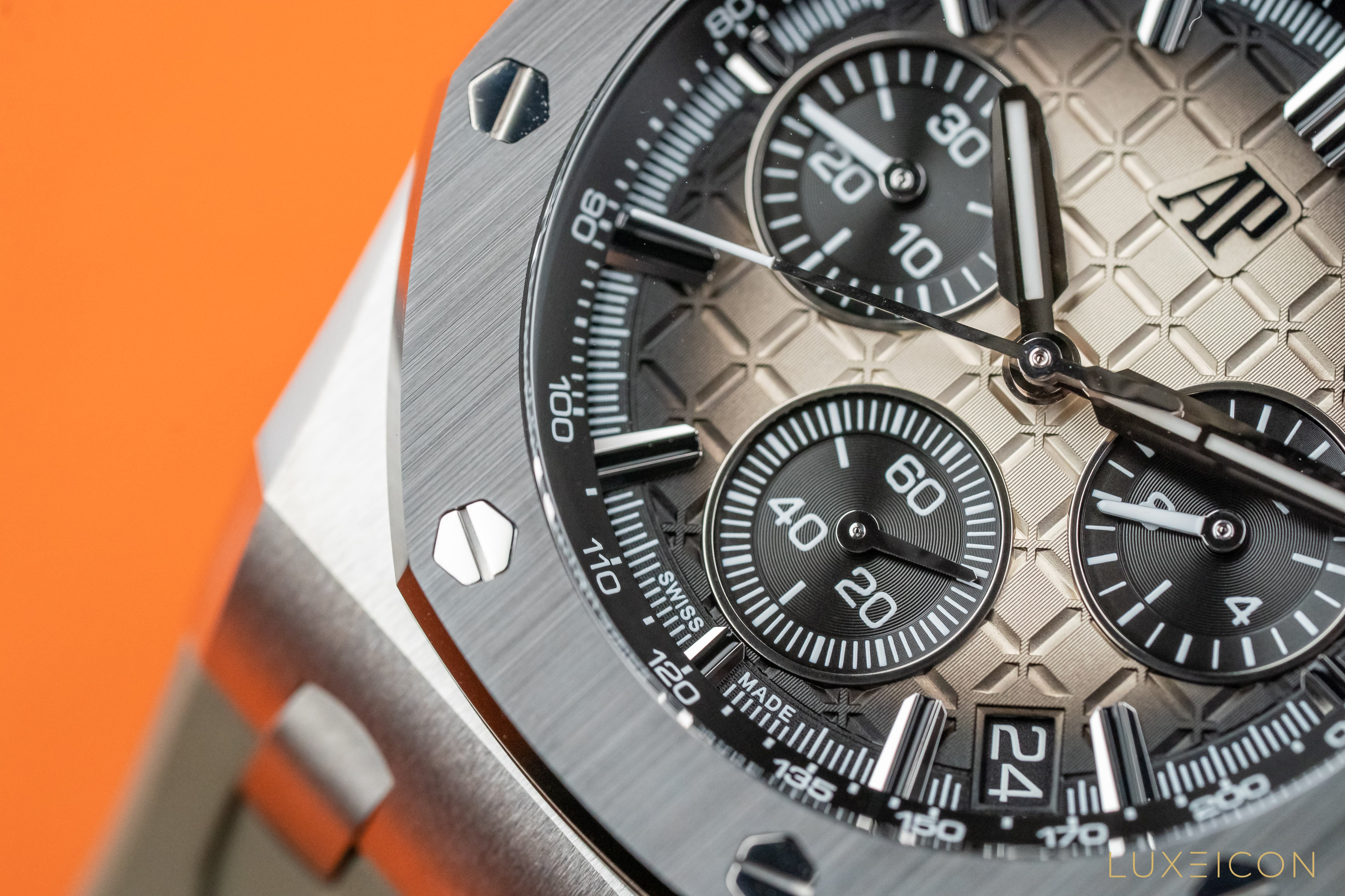 Audemars Piguet Royal Oak Offshore Chronograph Smoked Taupe 43mm 26420SO 2023
