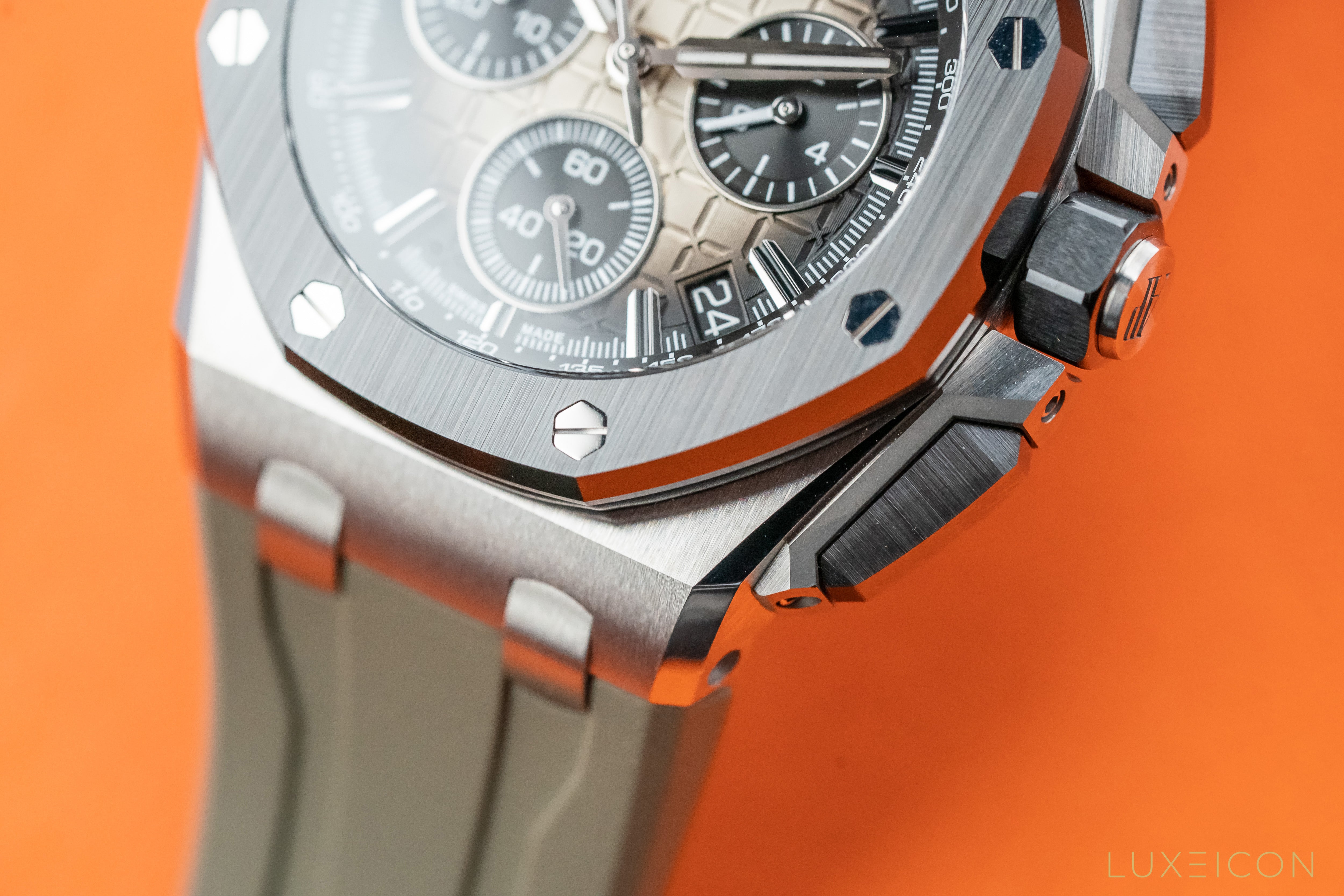 Audemars Piguet Royal Oak Offshore Chronograph Smoked Taupe 43mm 26420SO 2023