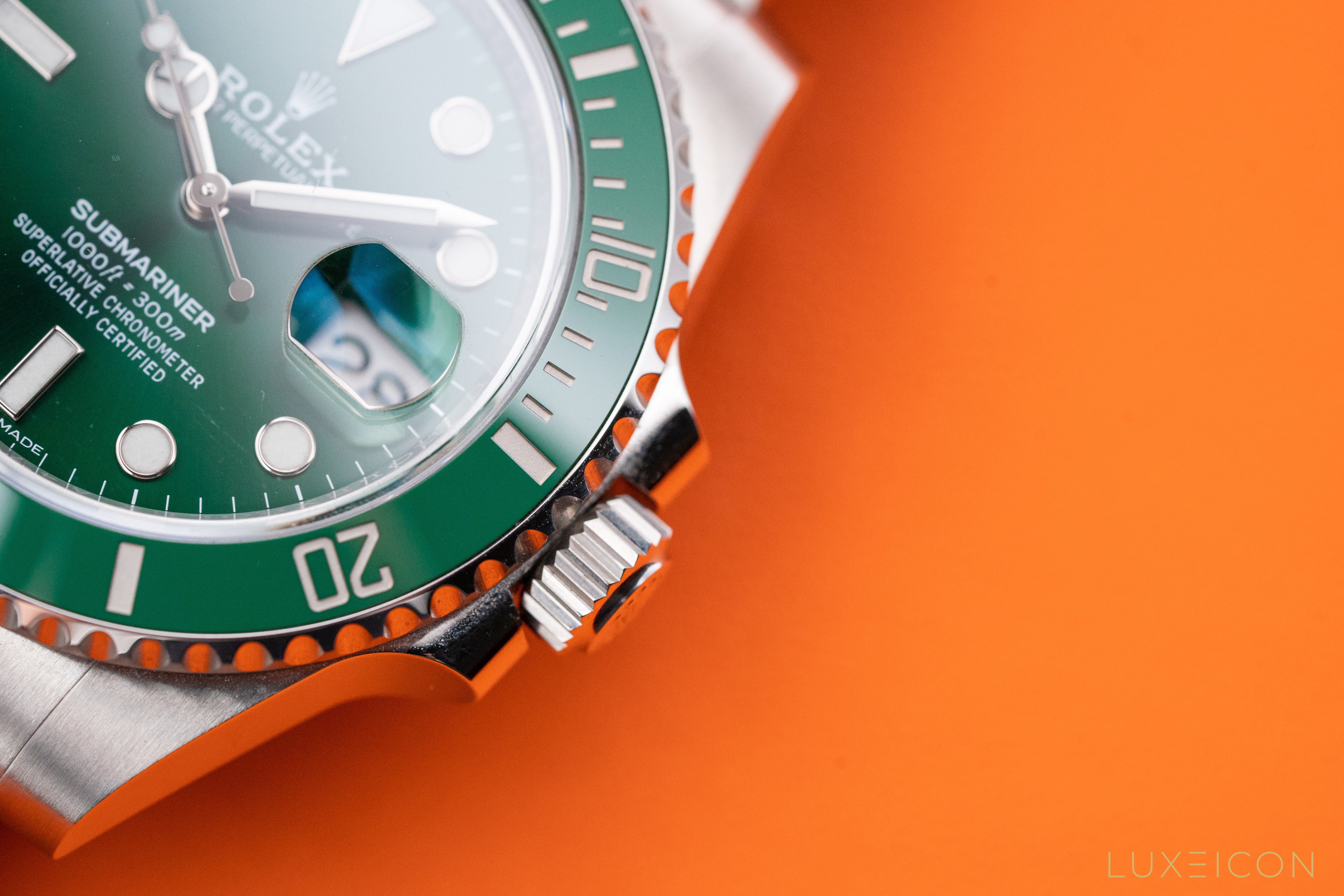 Rolex Submariner Date HULK Stainless Steel Green Ceramic 40mm Watch 116610 LV