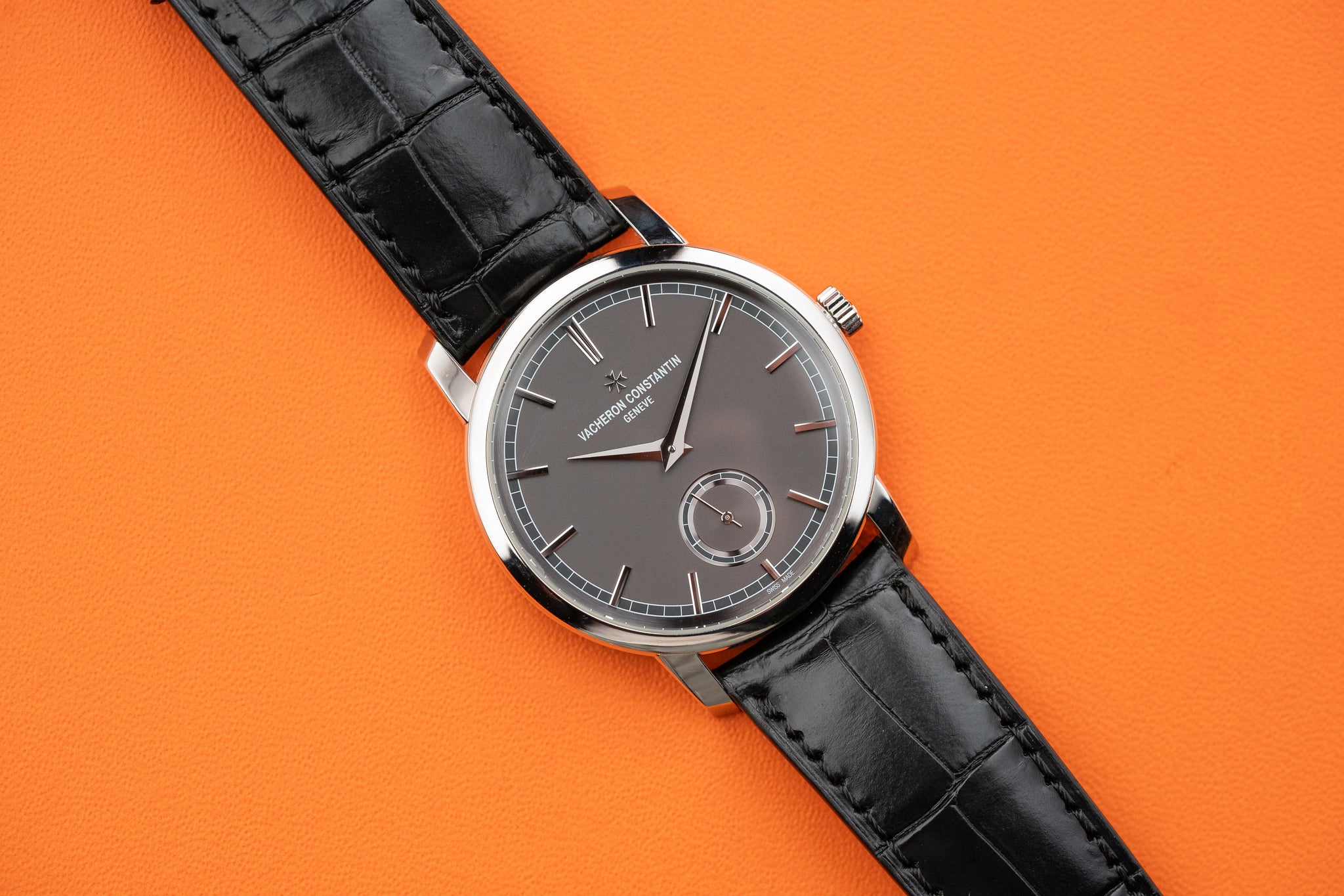 Patrimony Vacheron Constantin Traditionnelle 38mm Platinum 82172/000P-