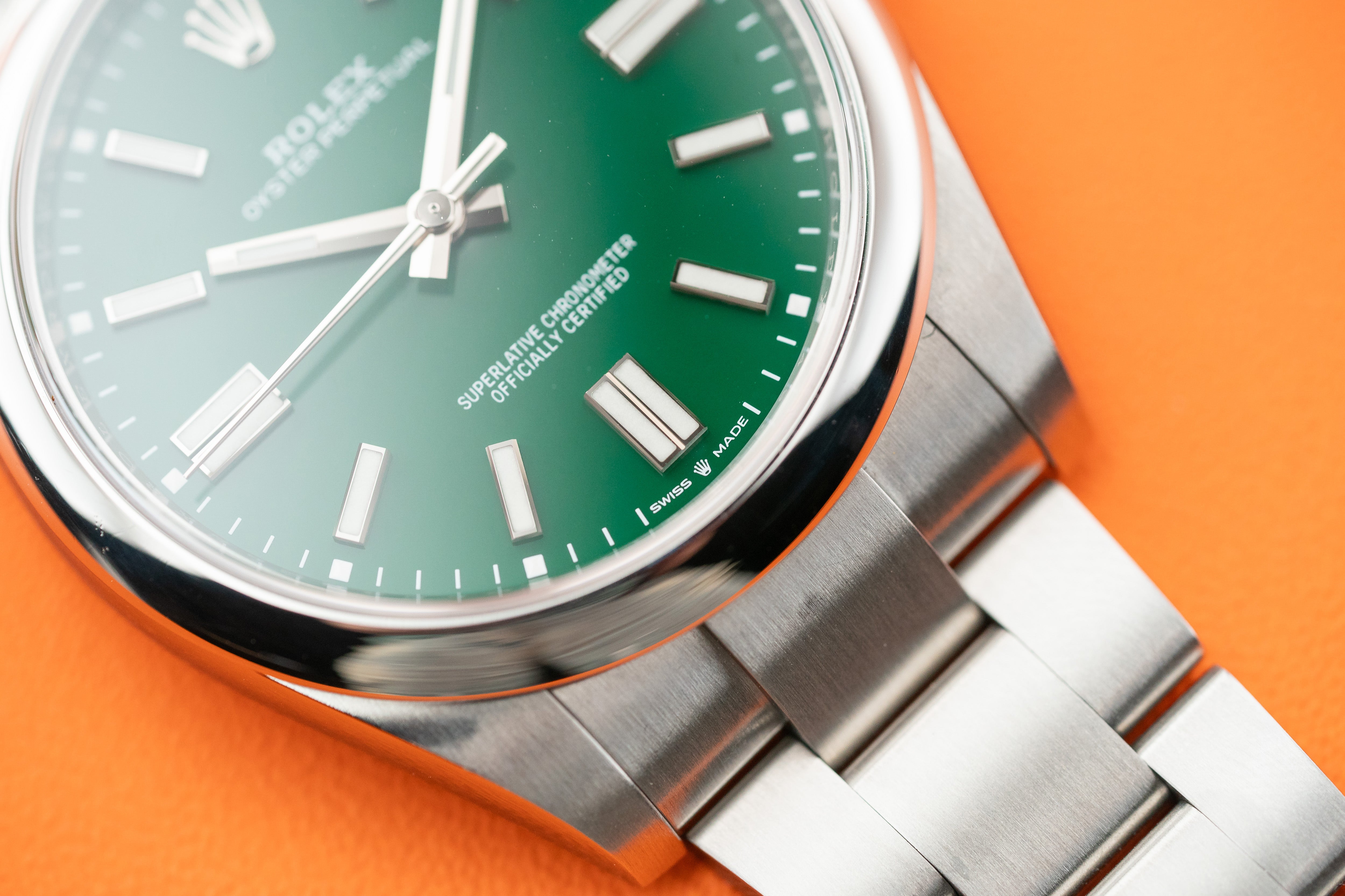 Rolex Oyster Perpetual 124300 41mm Green Index Dial Smooth Bezel 2022