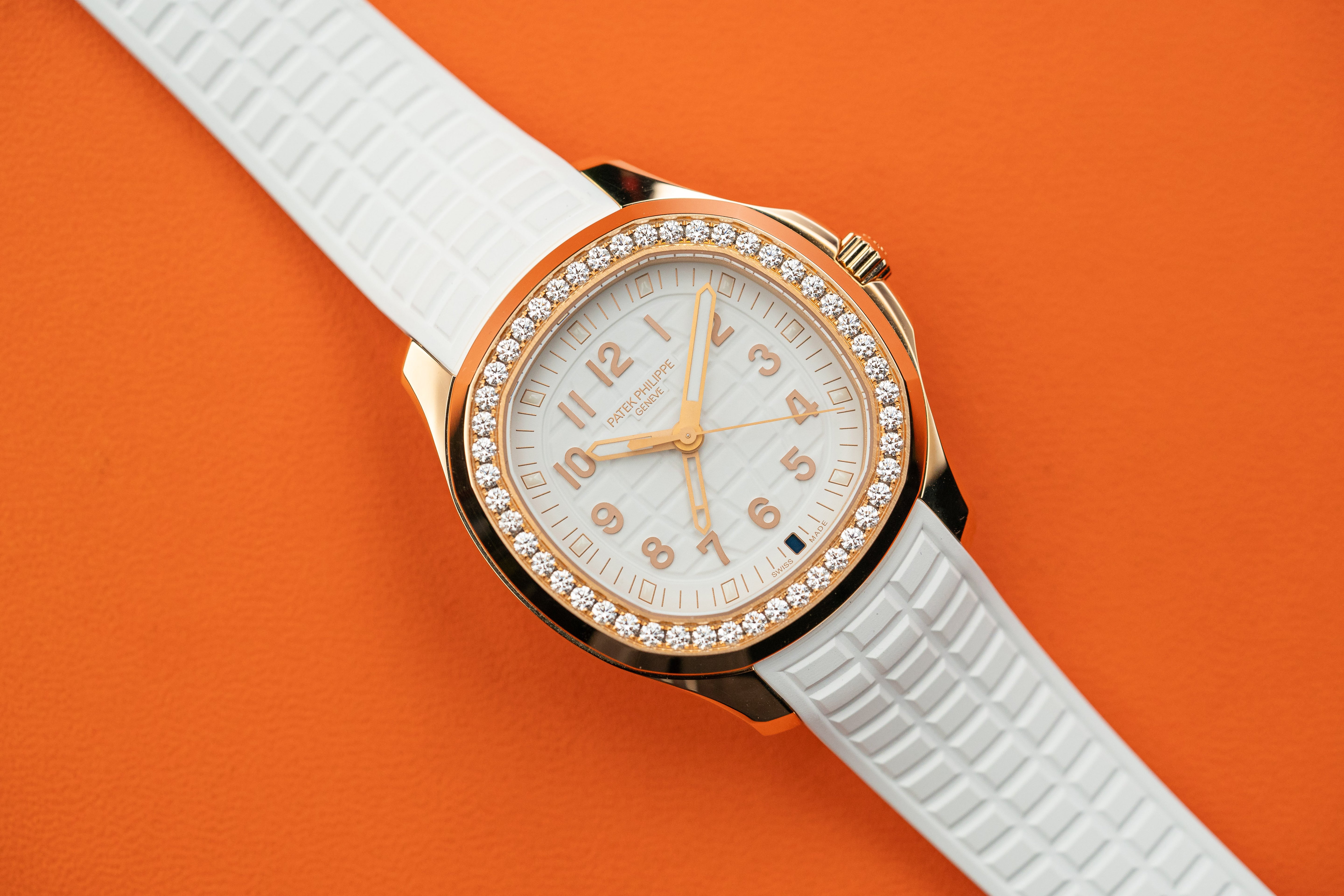 Patek Philippe Aquanaut Luce Travel Rose Gold Diamonds Bezel 5269/200R-001