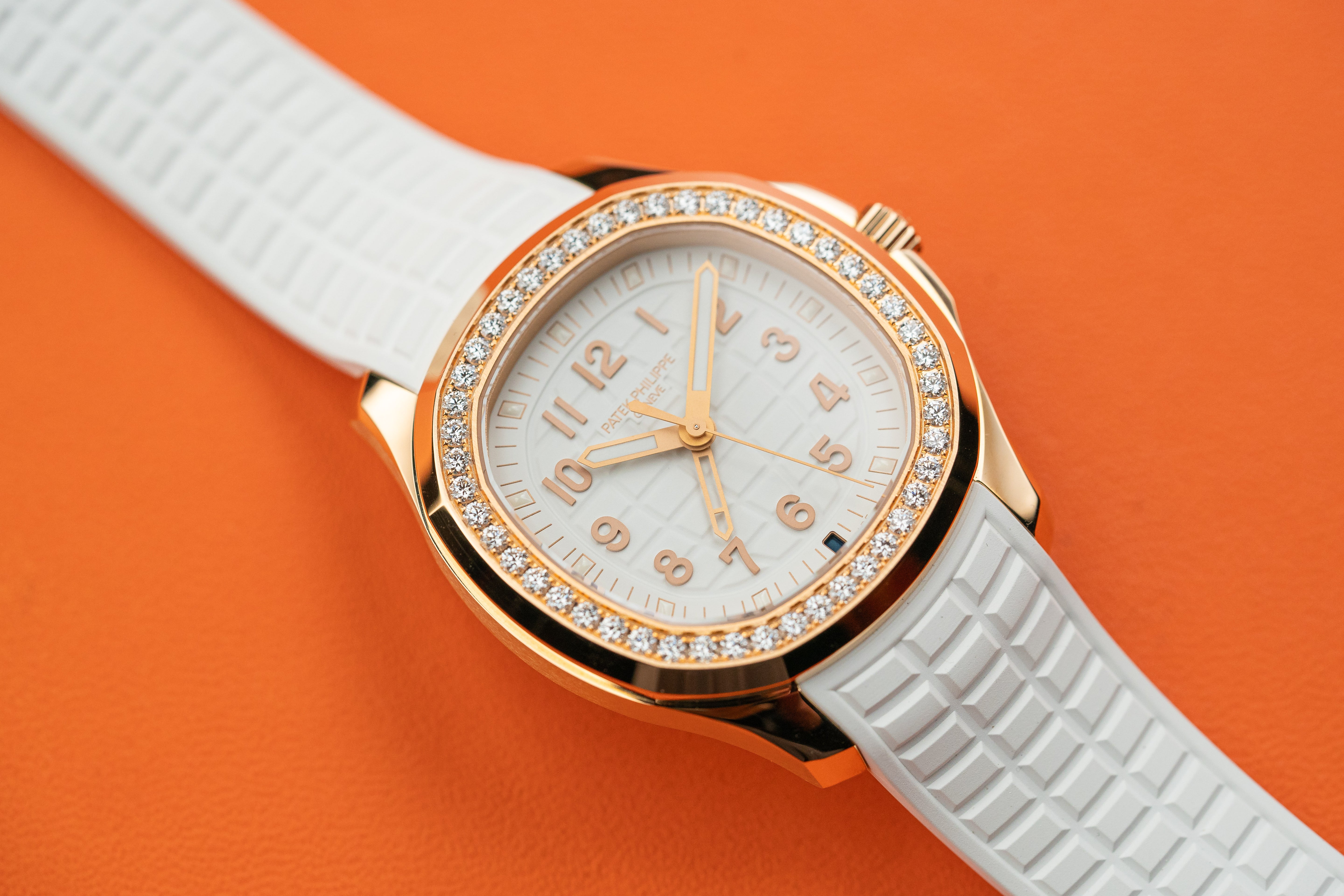 Patek Philippe Aquanaut Luce Travel Rose Gold Diamonds Bezel 5269/200R-001