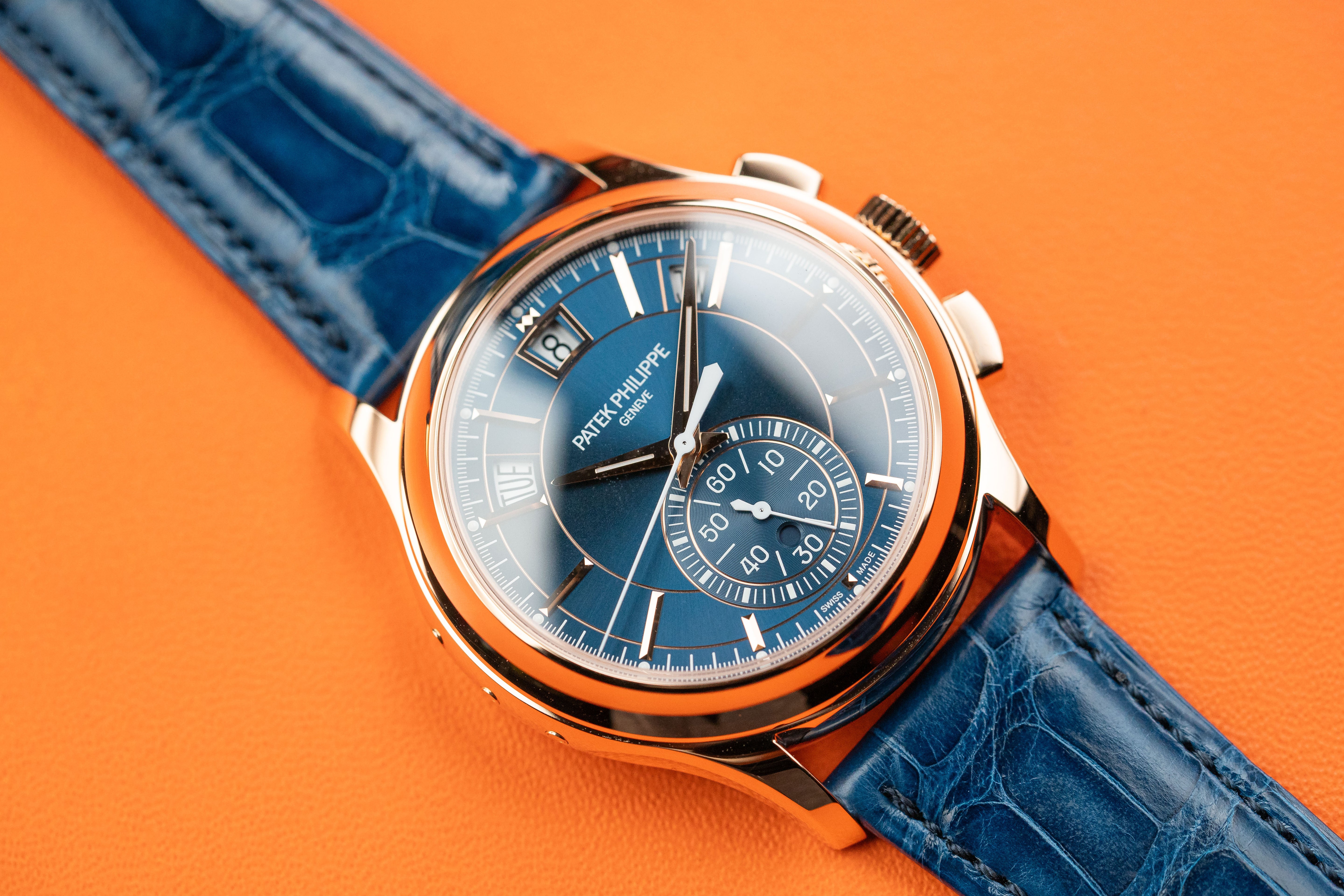 Patek Philippe Annual Calendar Chronograph Flyback Blue Dial Roségold 5905r-010