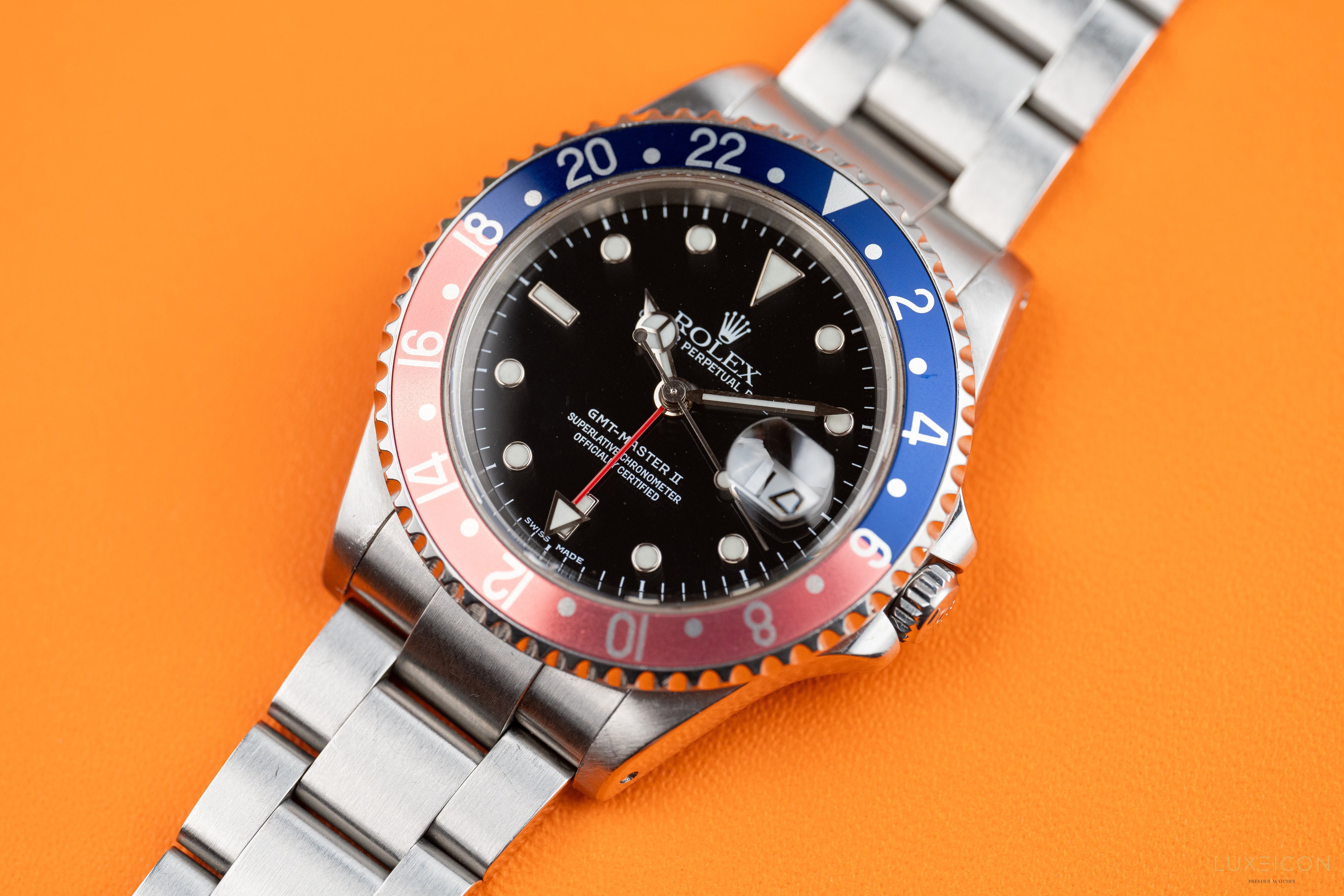Rolex GMT-Master II 16710 Pepsi Black Dial Steel 40mm 2001 Fullset