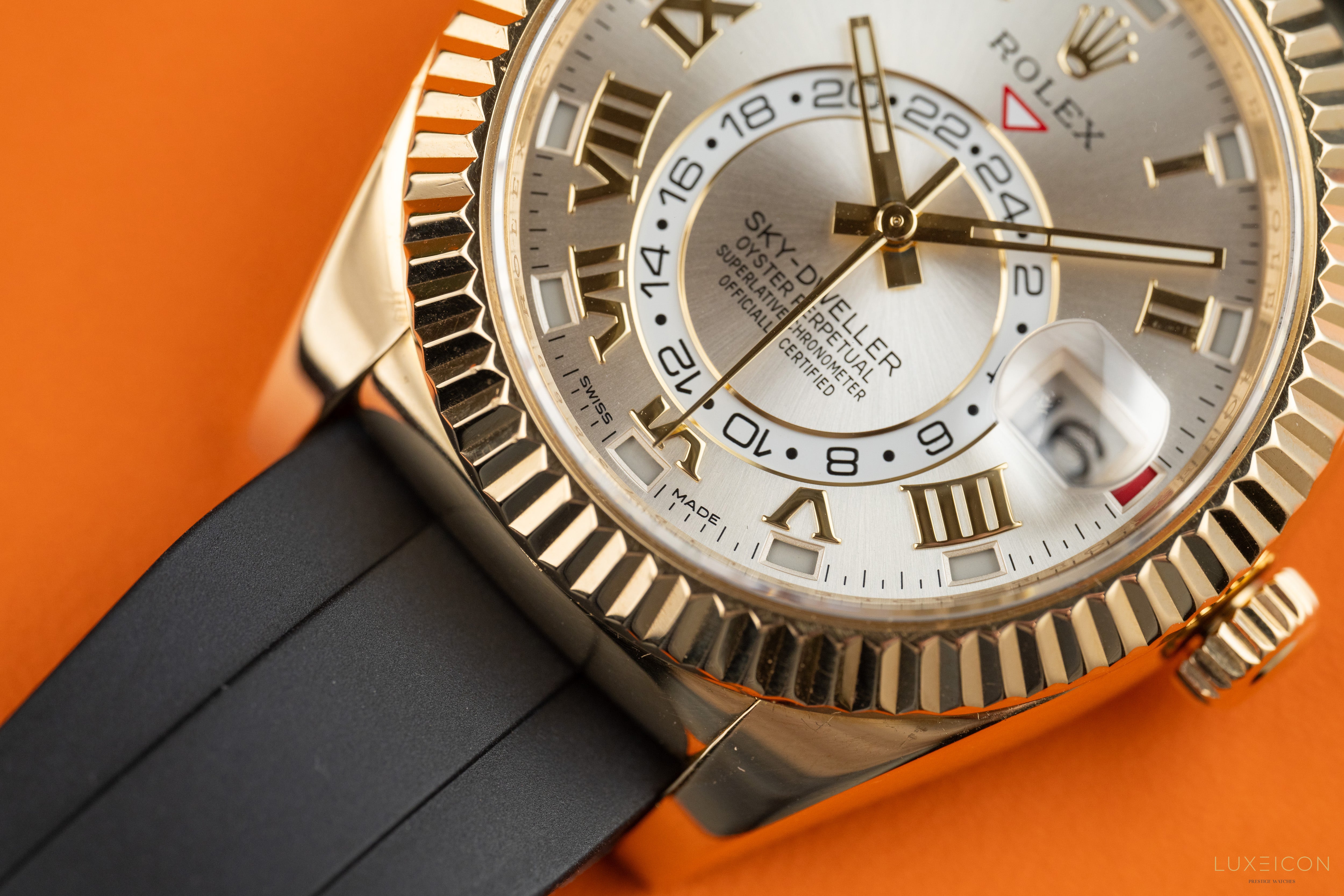 Rolex Sky-Dweller 326138 Yellow Gold Champagne Dial Brown Alligator Leather Strap