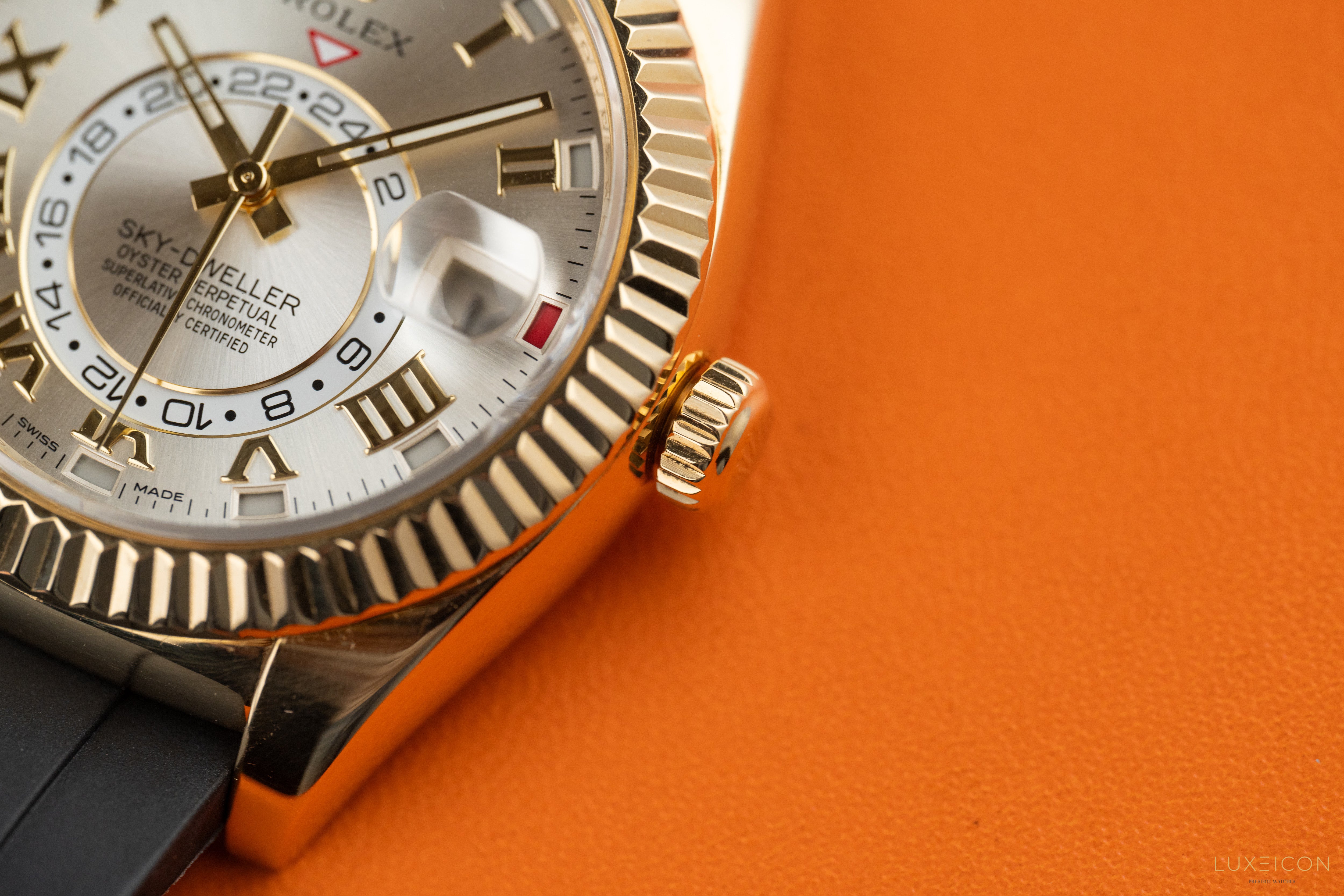 Rolex Sky-Dweller 326138 Yellow Gold Champagne Dial Brown Alligator Leather Strap