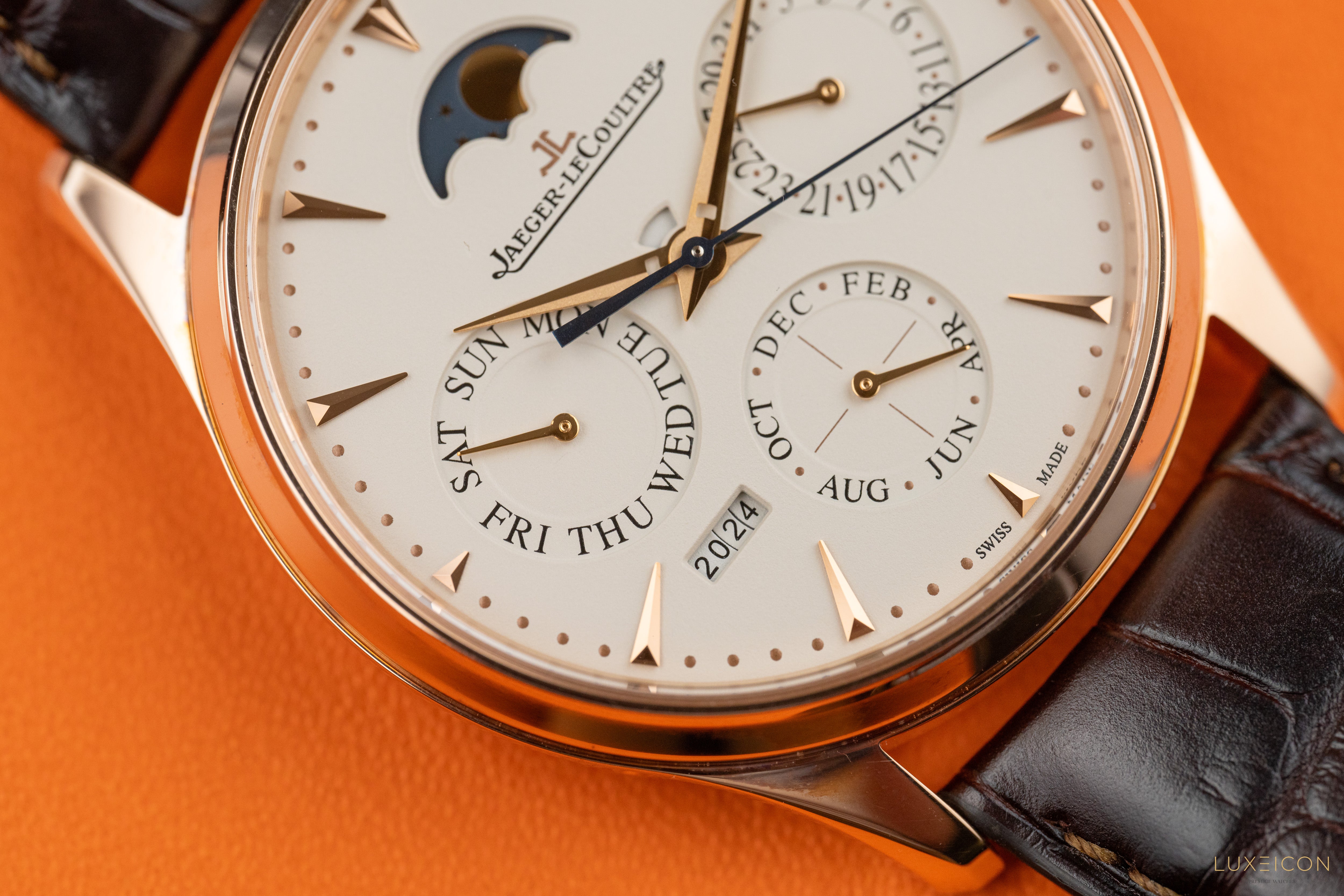Jaeger-LeCoultre Master Ultra Slim Perpetual Calendar Pink Gold case 39 mm Q1302520