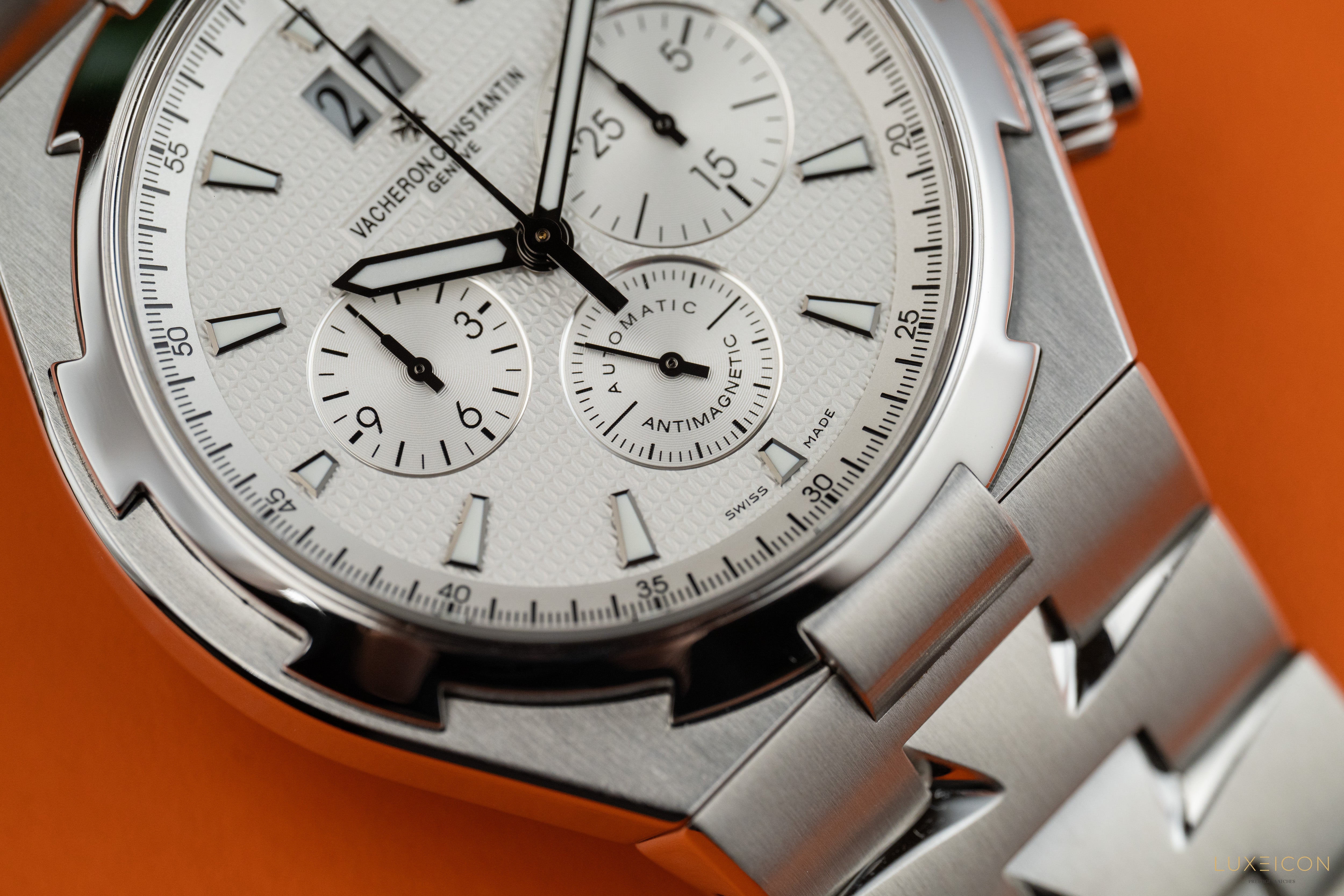 Vacheron Constantin Overseas Chronograph Silver Dial 49150/B01A-9095