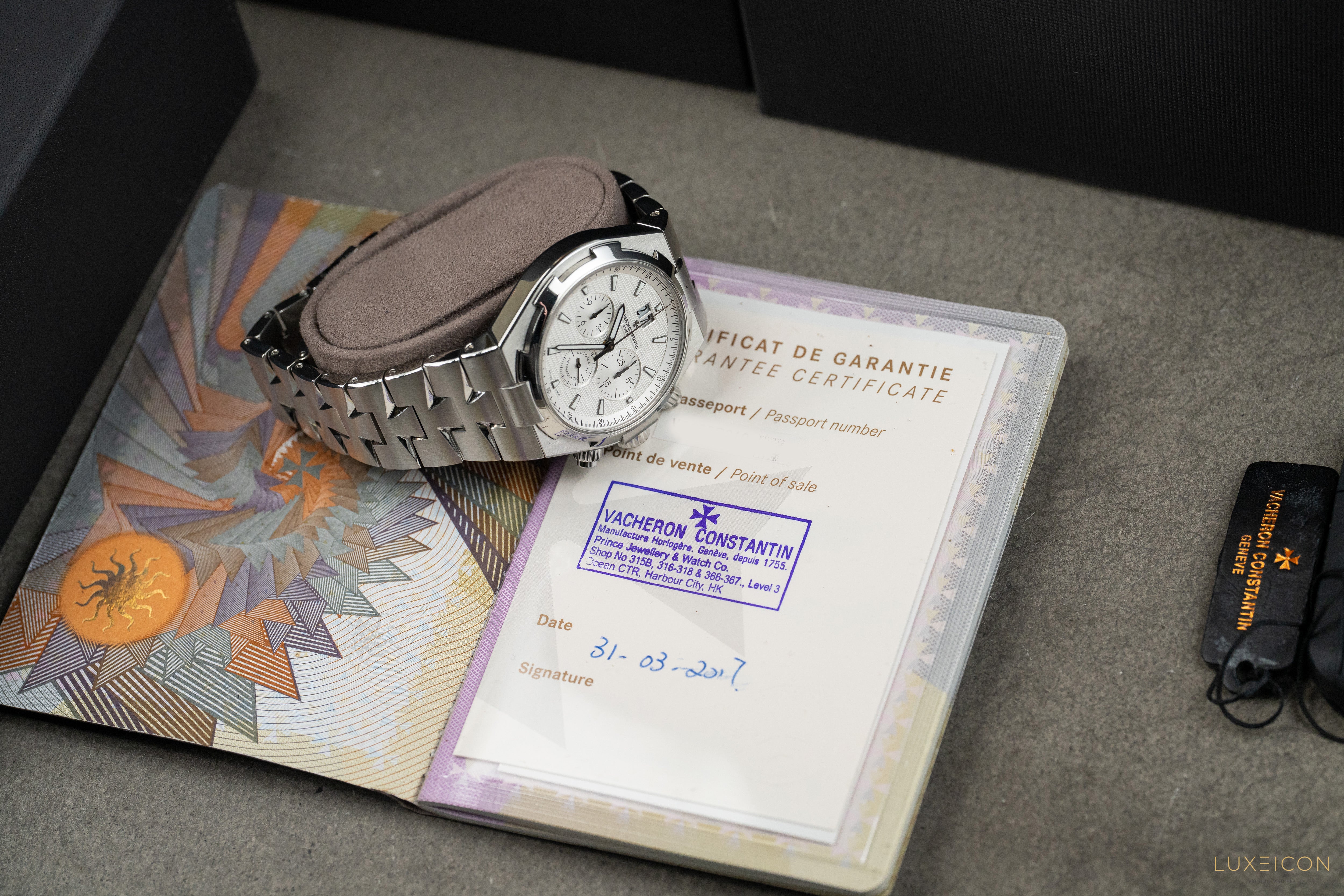 Vacheron Constantin Overseas Chronograph Silver Dial 49150/B01A-9095
