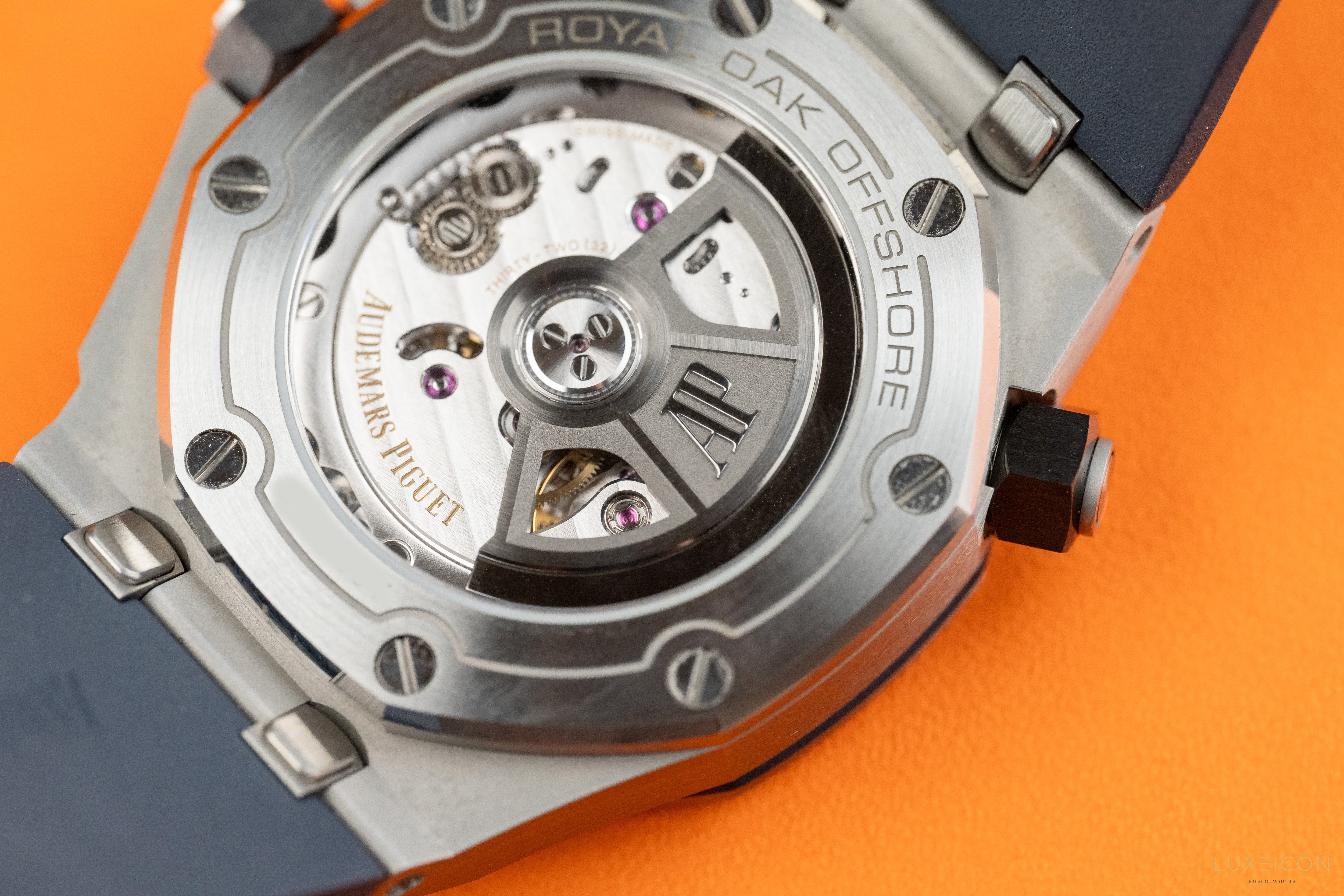 Audemars Piguet Royal Oak Offshore Diver 15720ST 42MM Blue Dial Box
