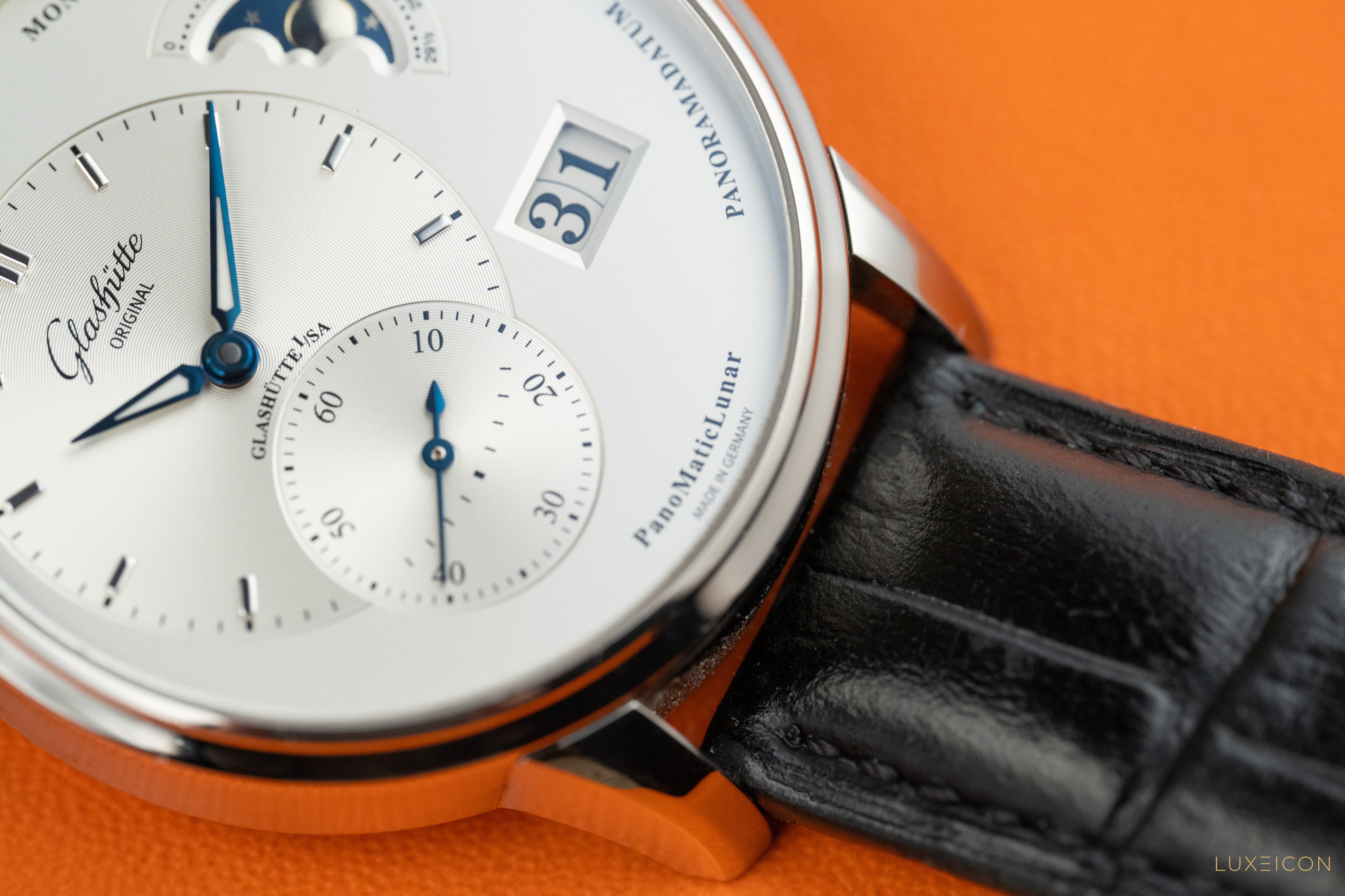 Glashütte Original PanoMaticLunar 1-90-02-42-32-05 Stainless Steel man 40mm