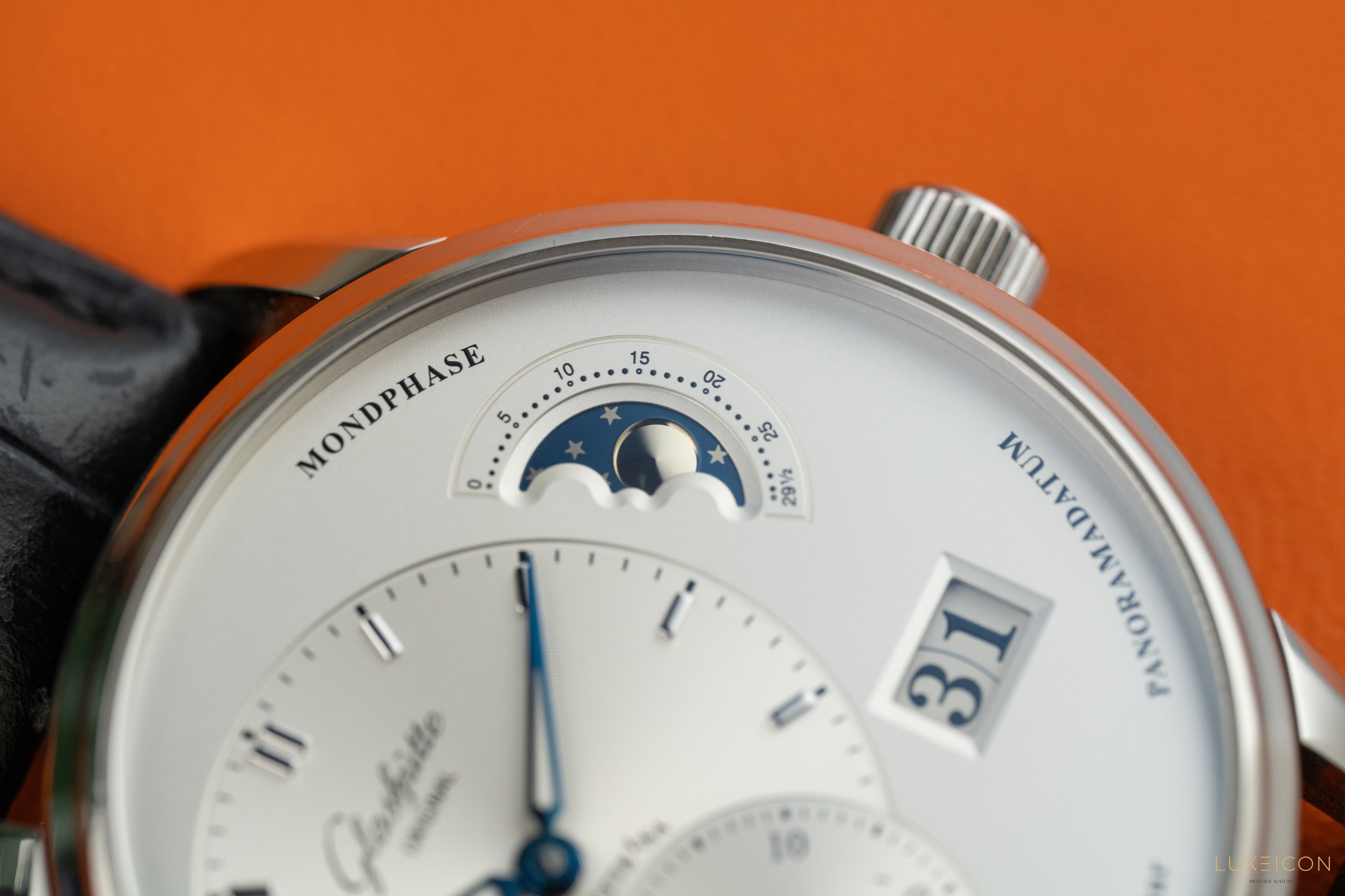 Glashütte Original PanoMaticLunar 1-90-02-42-32-05 Stainless Steel man 40mm