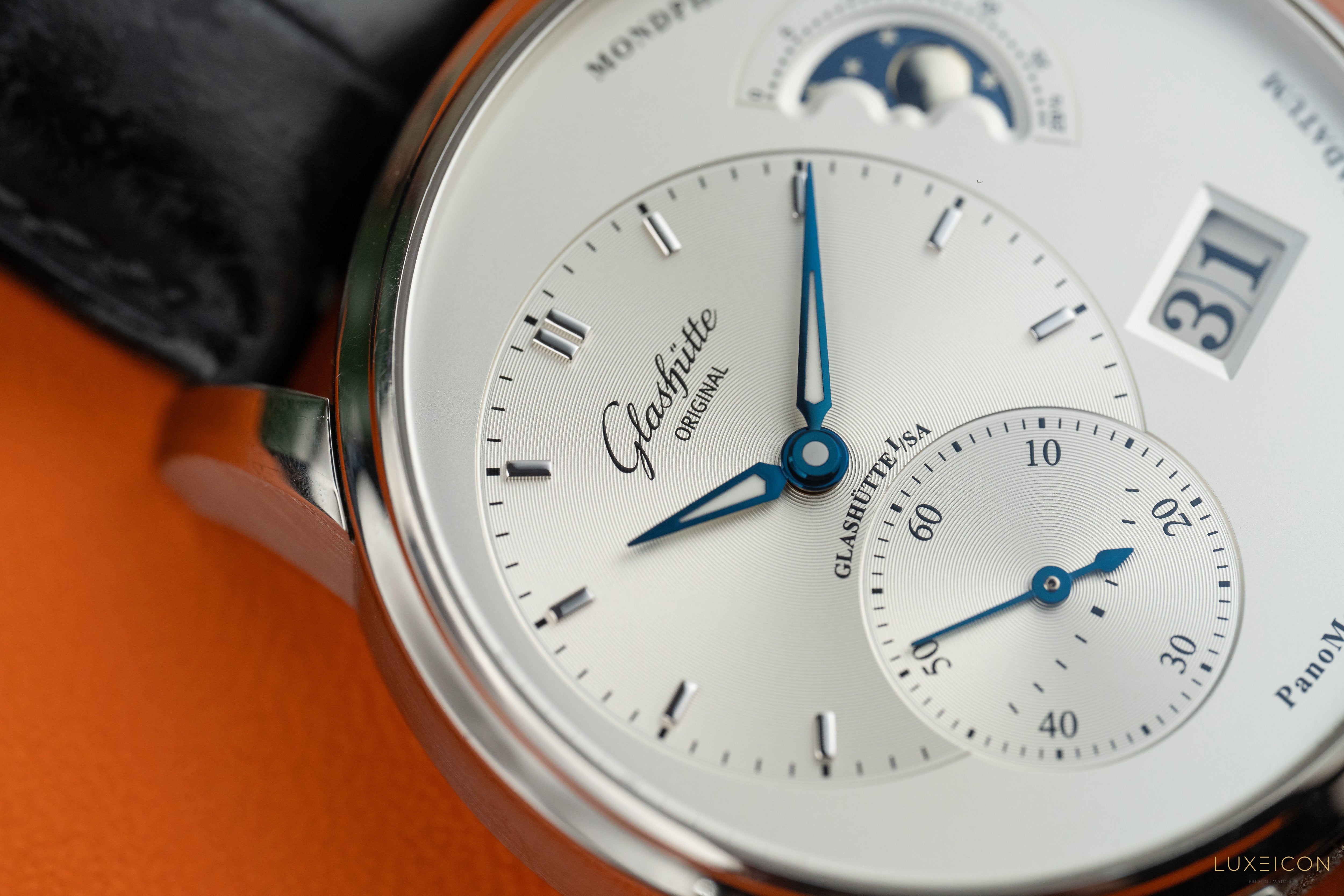 Glashütte Original PanoMaticLunar 1-90-02-42-32-05 Stainless Steel man 40mm