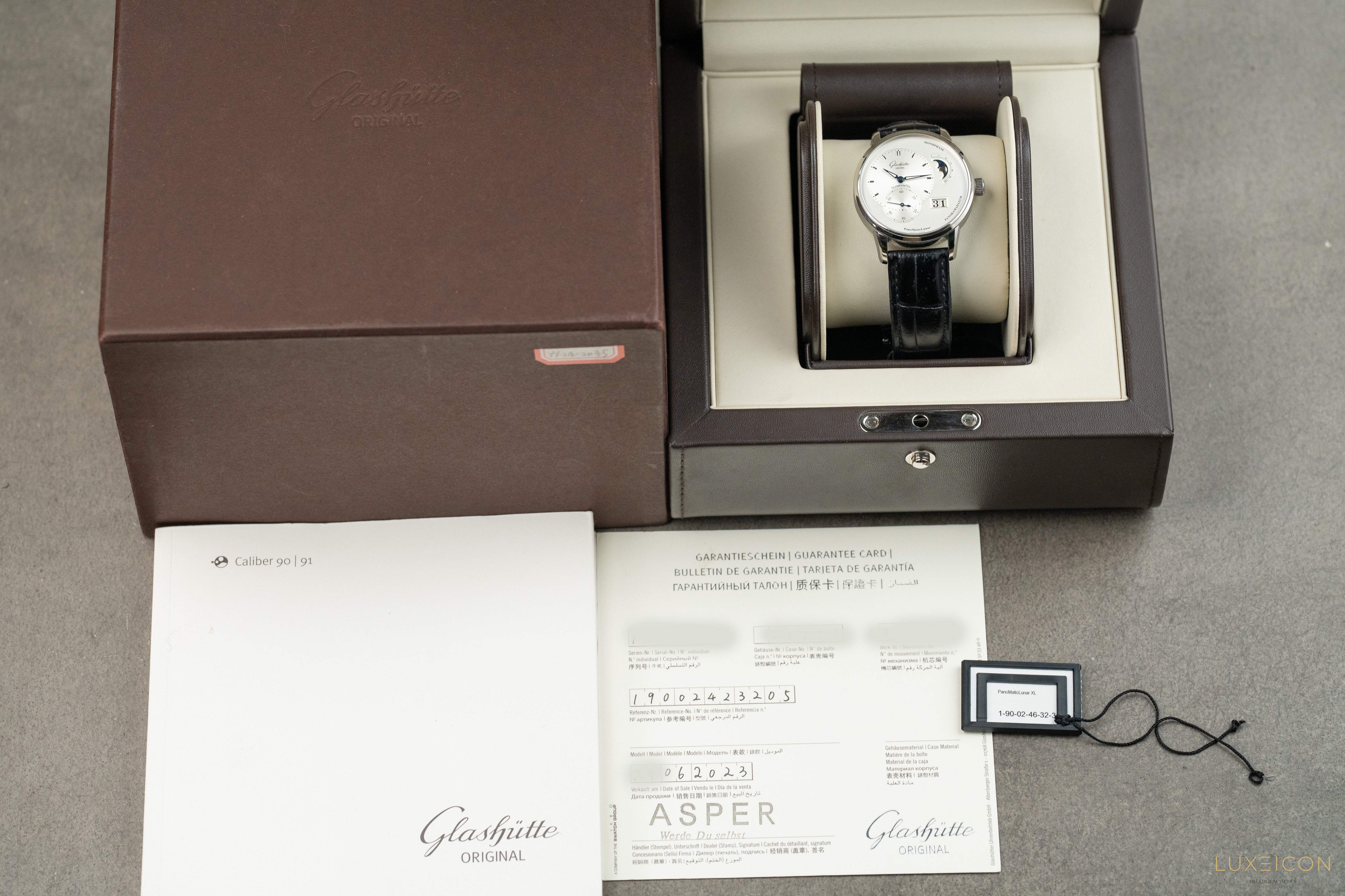 Glashütte Original PanoMaticLunar 1-90-02-42-32-05 Stainless Steel man 40mm