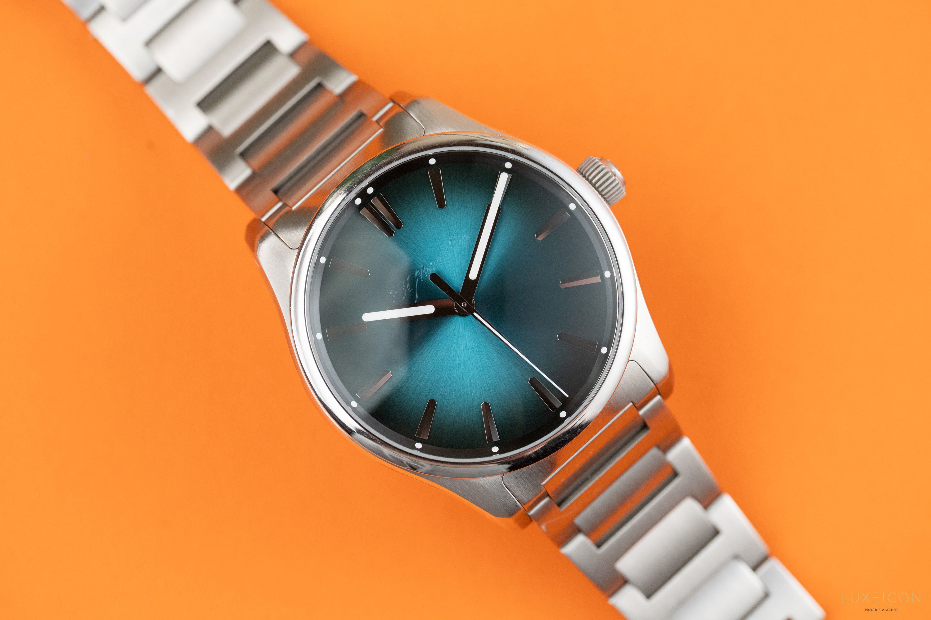 H.Mose & Cie. Pioneer Centre Seconds Mega Cool Blue Lagoon 3200-1214