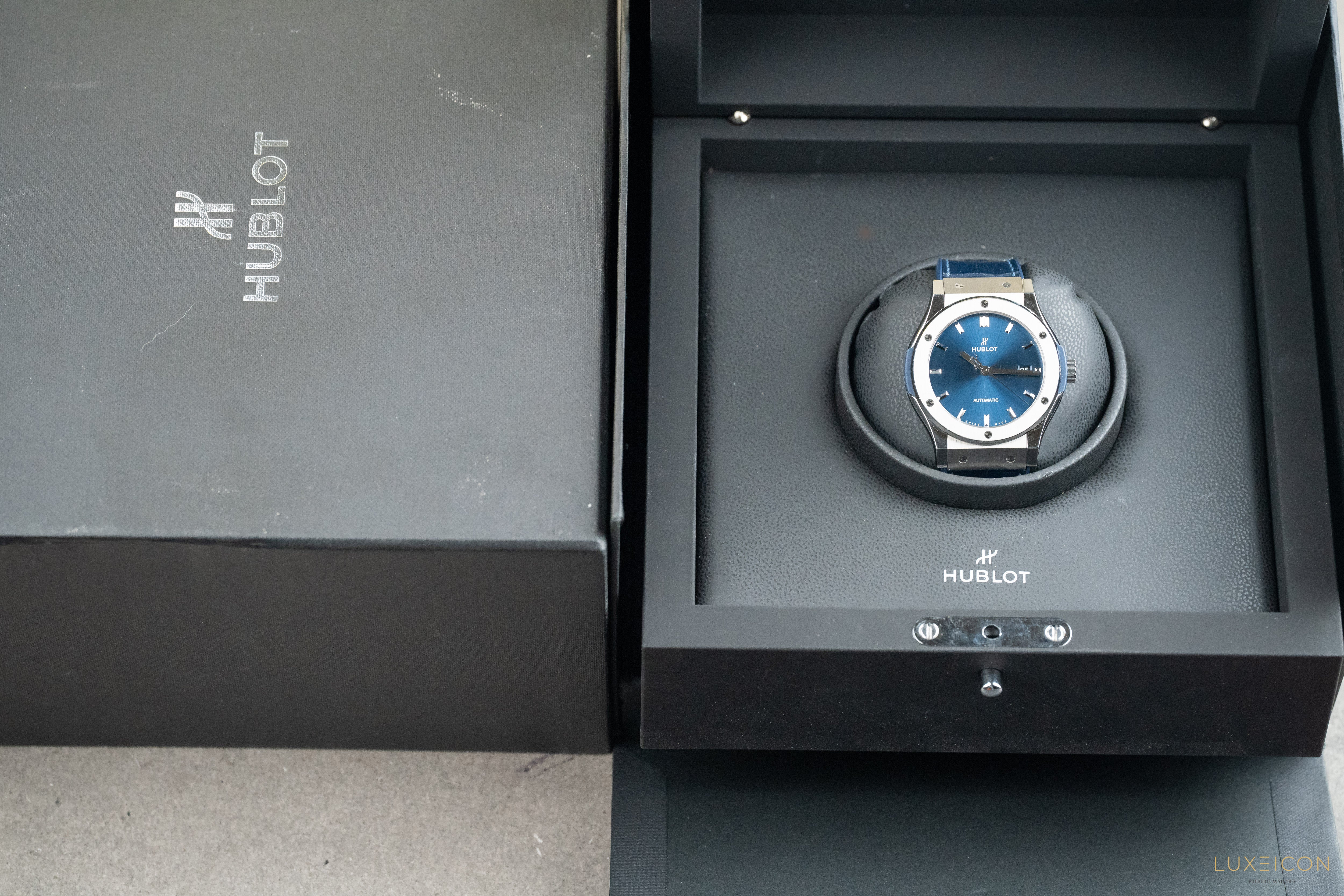 Hublot Classic Fusion Blue 542.NX.7170.LR Automatic Titanium