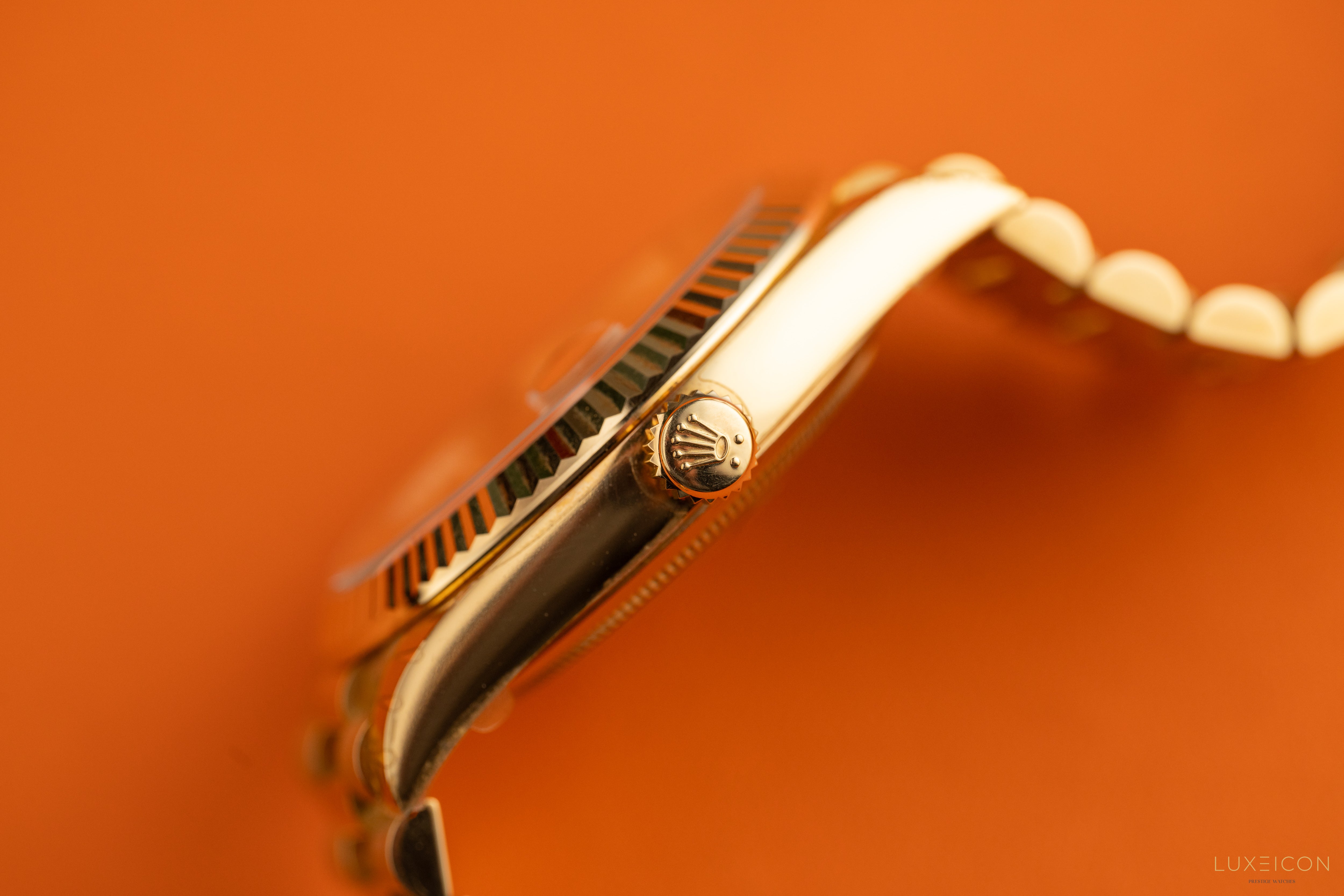 Rolex Day-Date 40 Yellow Gold Presidential Champagne Index Dial 228238