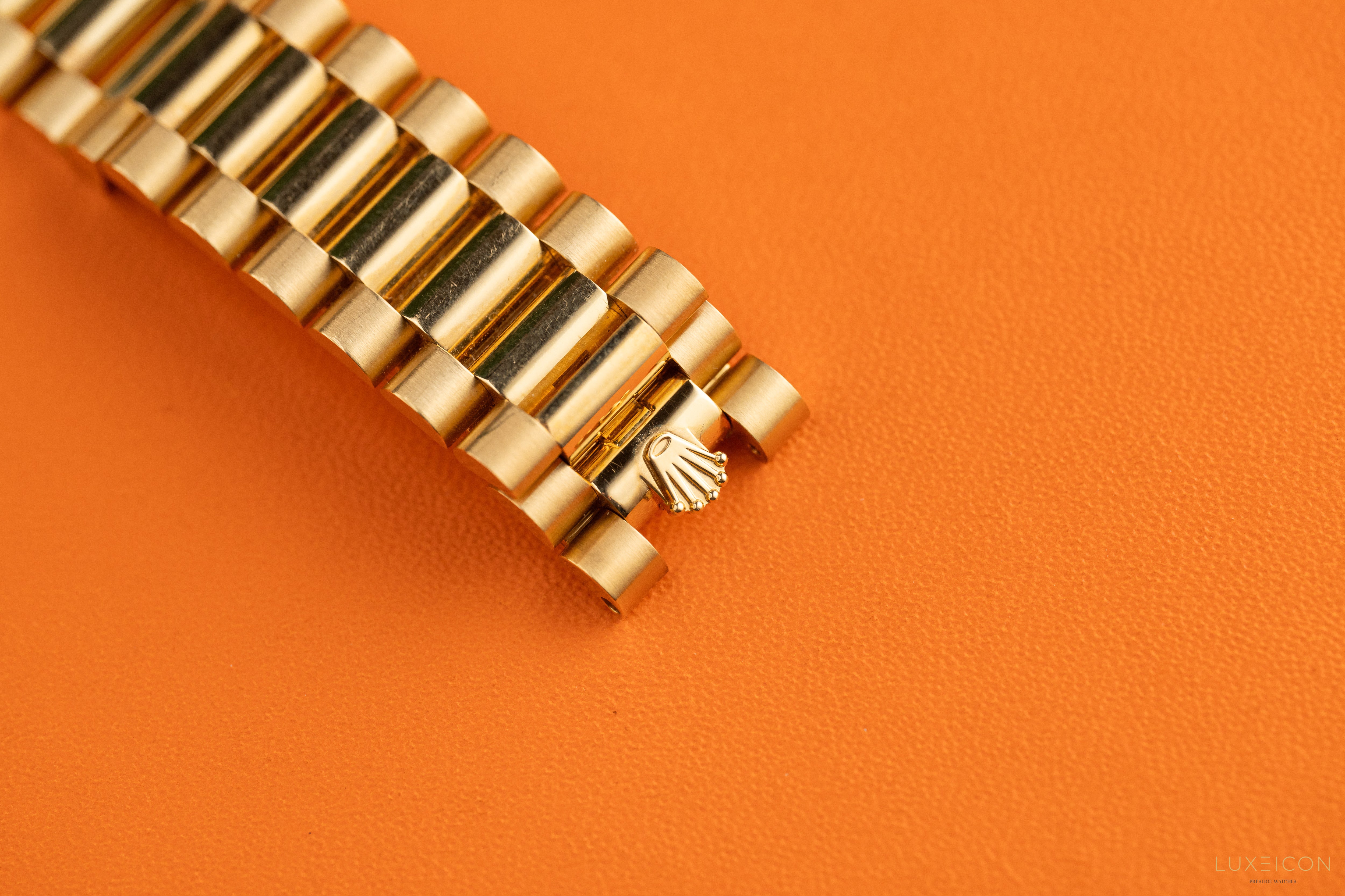 Rolex Day-Date 40 Yellow Gold Presidential Champagne Index Dial 228238