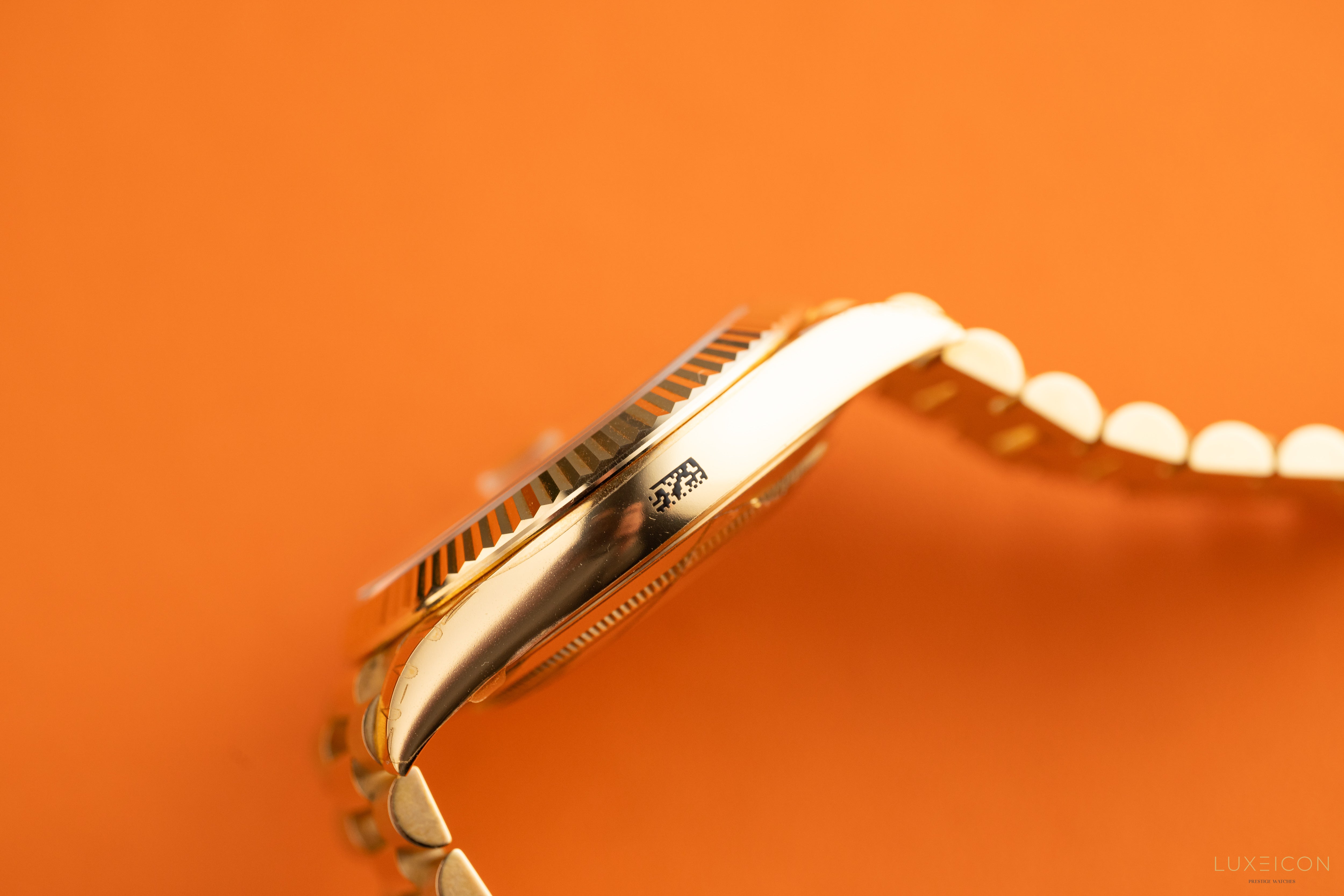 Rolex Day-Date 40 Yellow Gold Presidential Champagne Index Dial 228238
