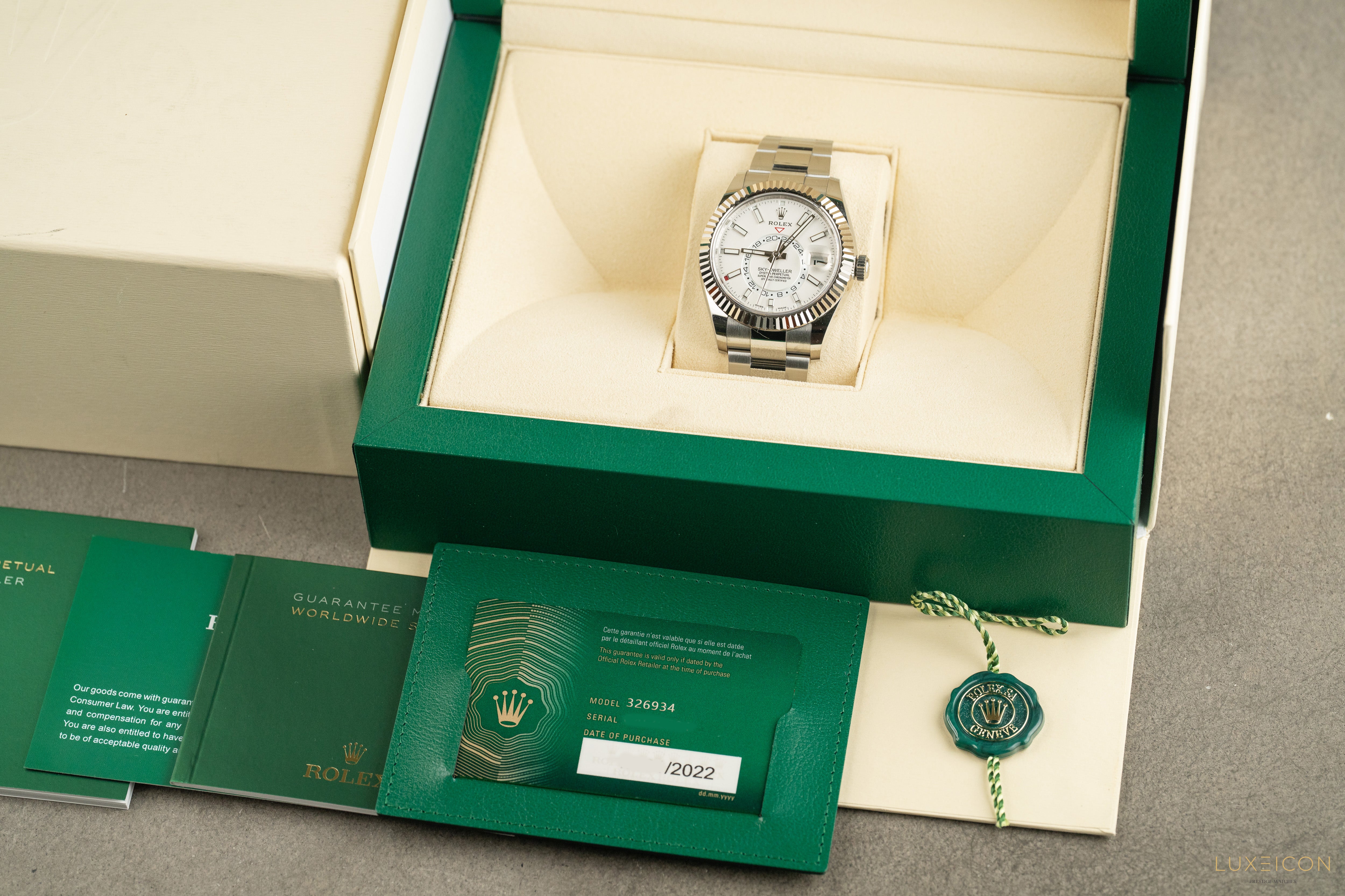 Rolex Sky-Dweller Stainless Steel White Dial Oyster 326934 White Gold Fluted Bezel 2022