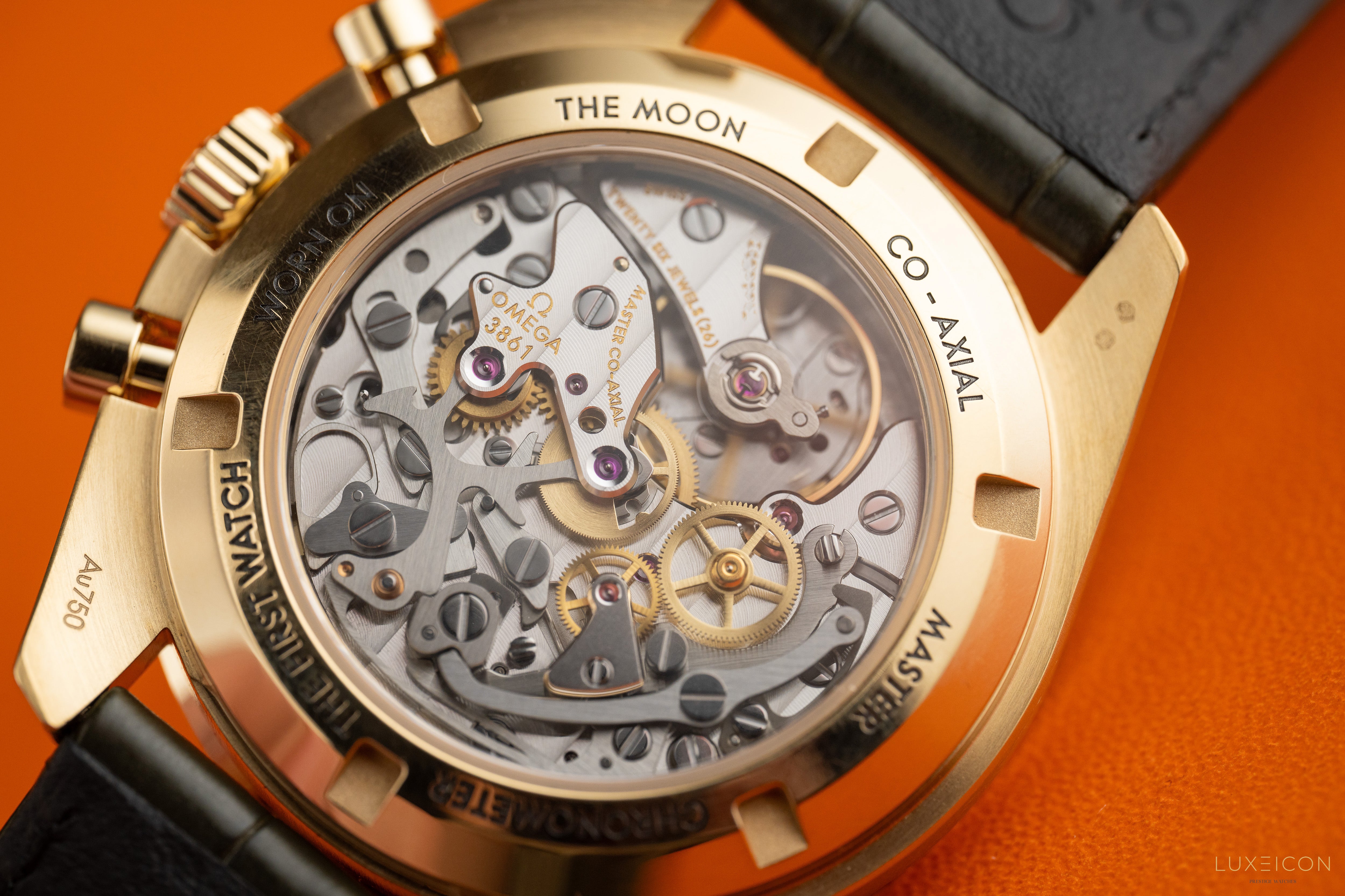 Omega Speedmaster Moonshine Gold on leather strap 310.63.42.50.10.001 Manual winding