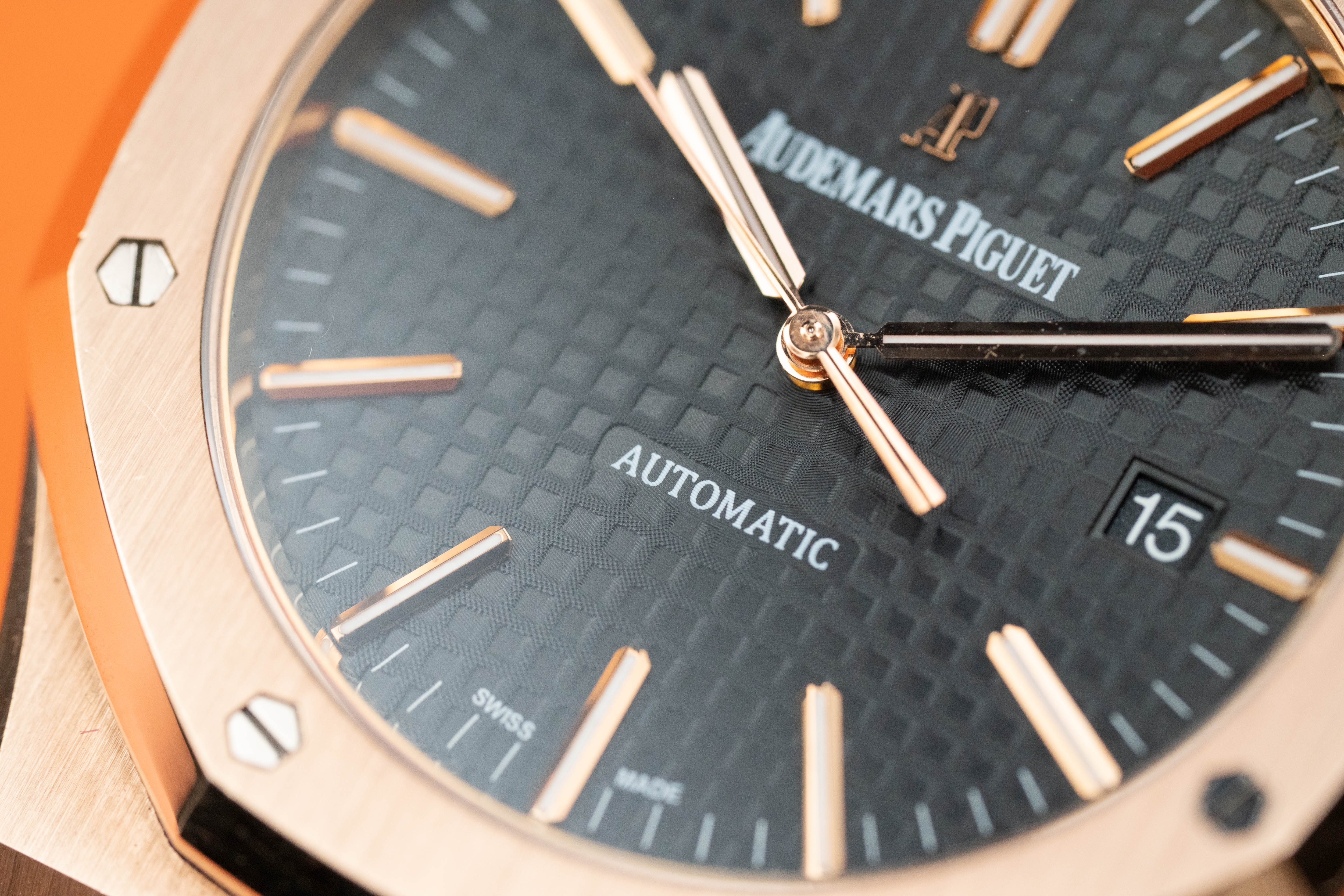 Audemars Piguet Royal Oak 18K Rose Gold 15400OR 2013 fullset