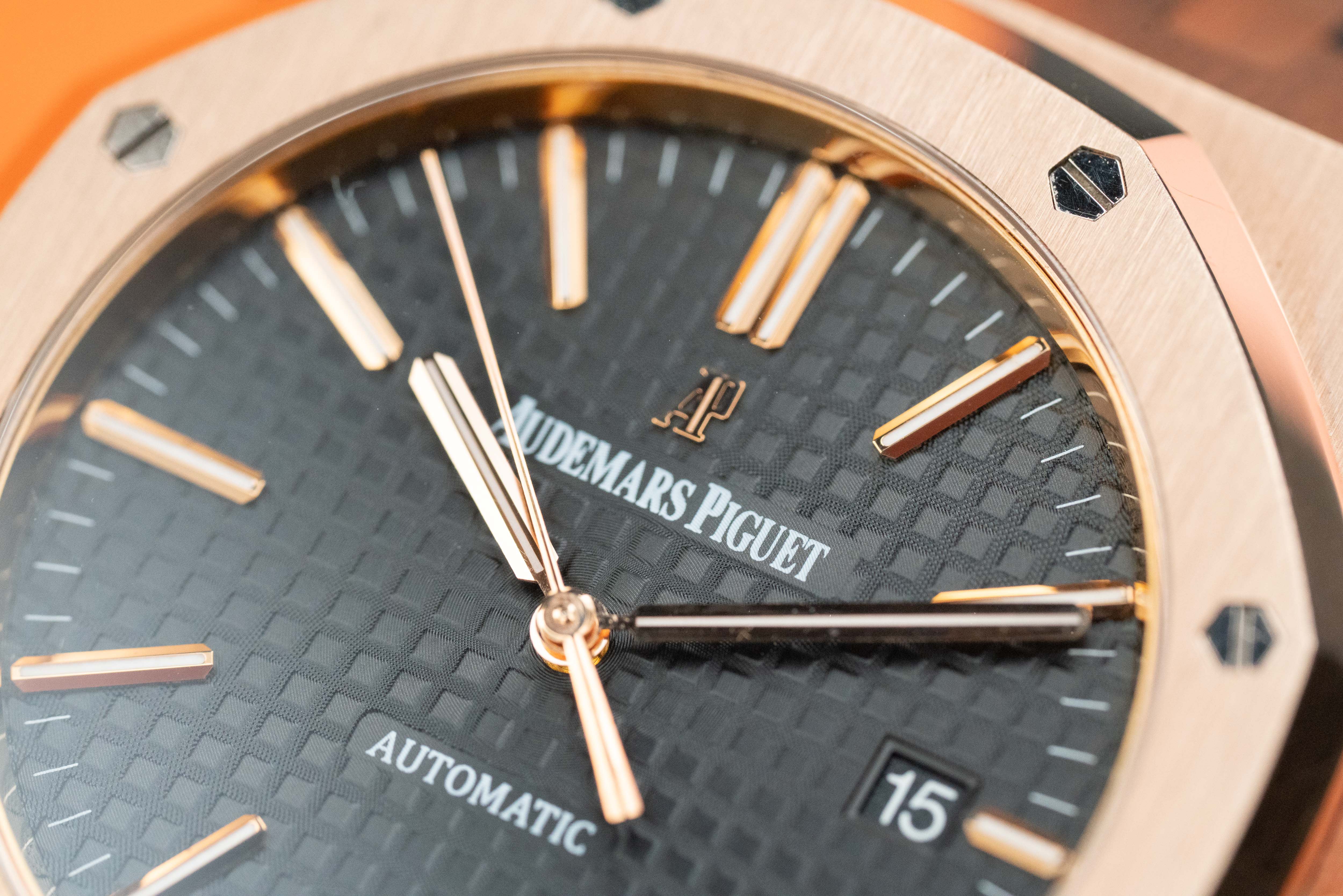 Audemars Piguet Royal Oak 18K Rose Gold 15400OR 2013 fullset