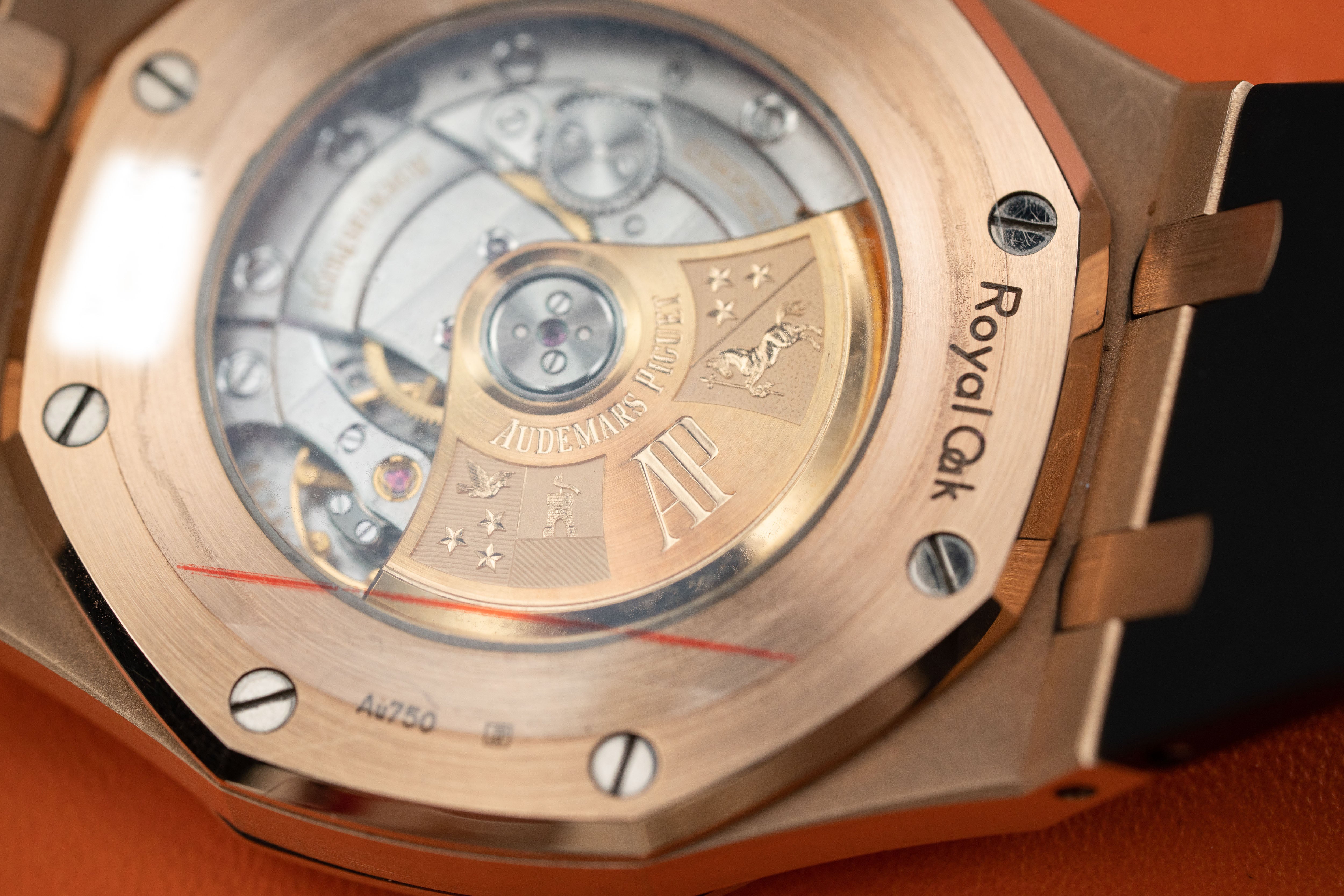 Audemars Piguet Royal Oak 18K Rose Gold 15400OR 2013 fullset