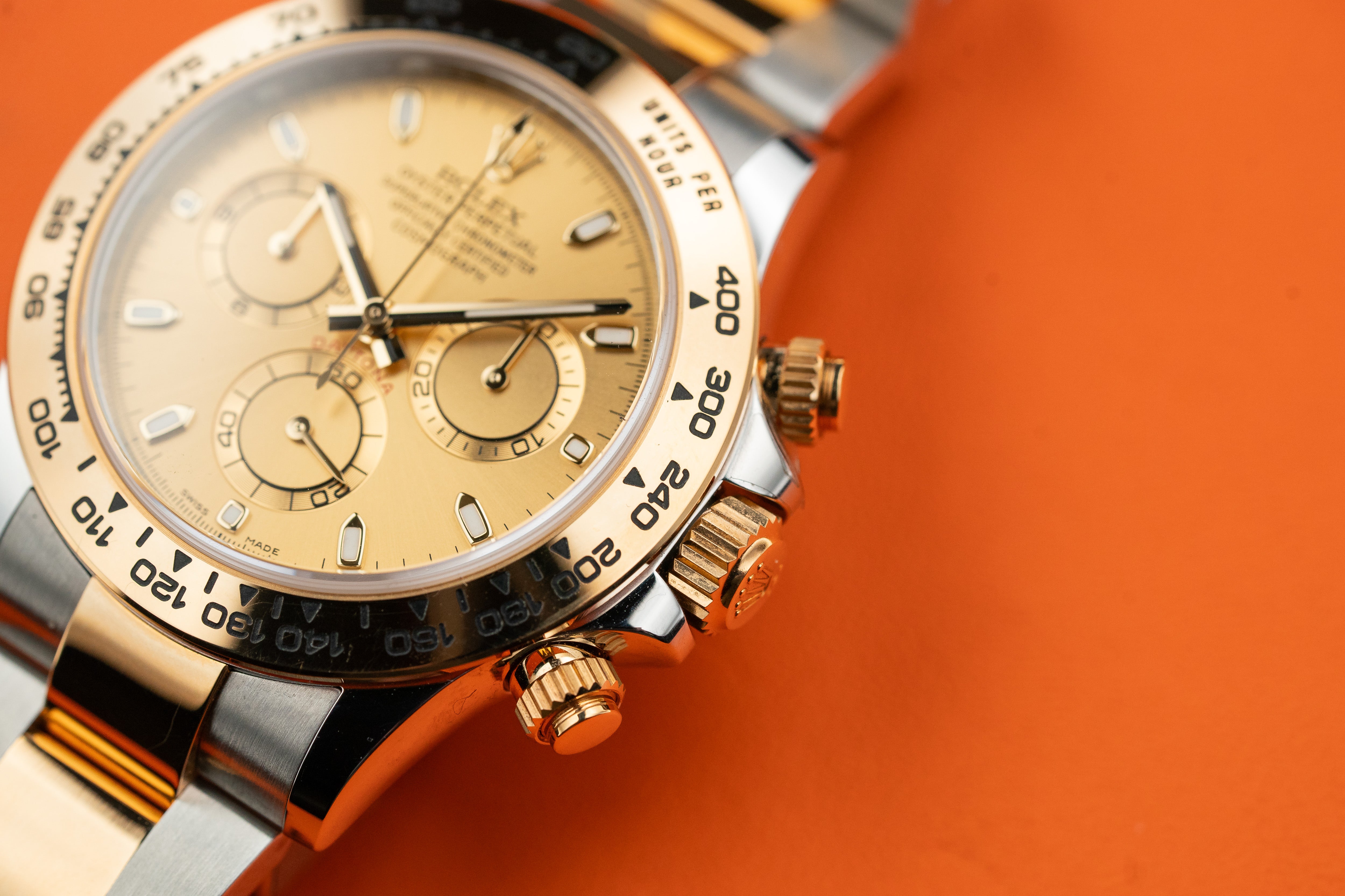 Rolex Daytona Cosmograph 40mm Yellow Gold Champagne Dial 116503 2022