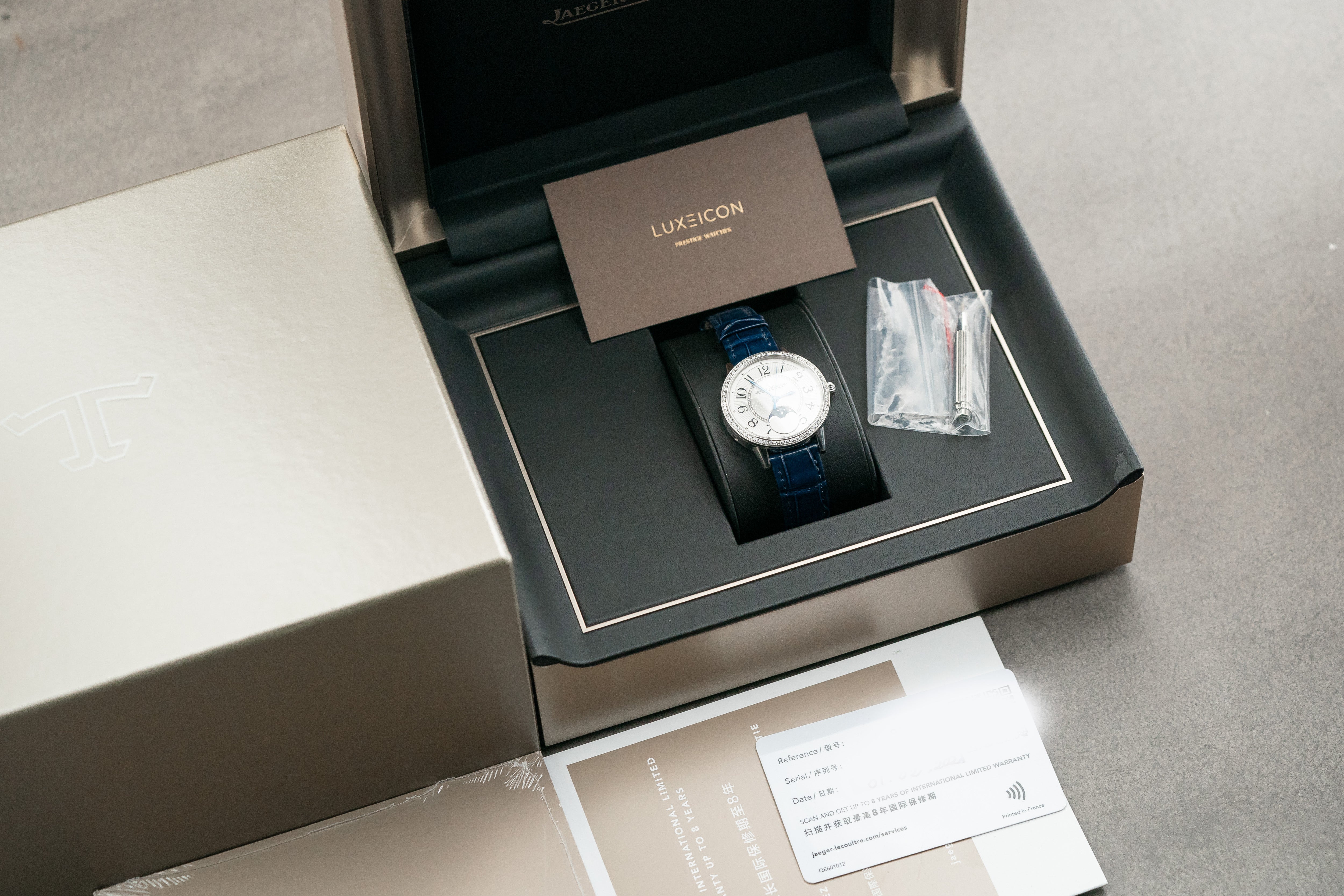 Jaeger-LeCoultre Rendez-Vous 34mm Moon Medium Silver Dial Q3578430