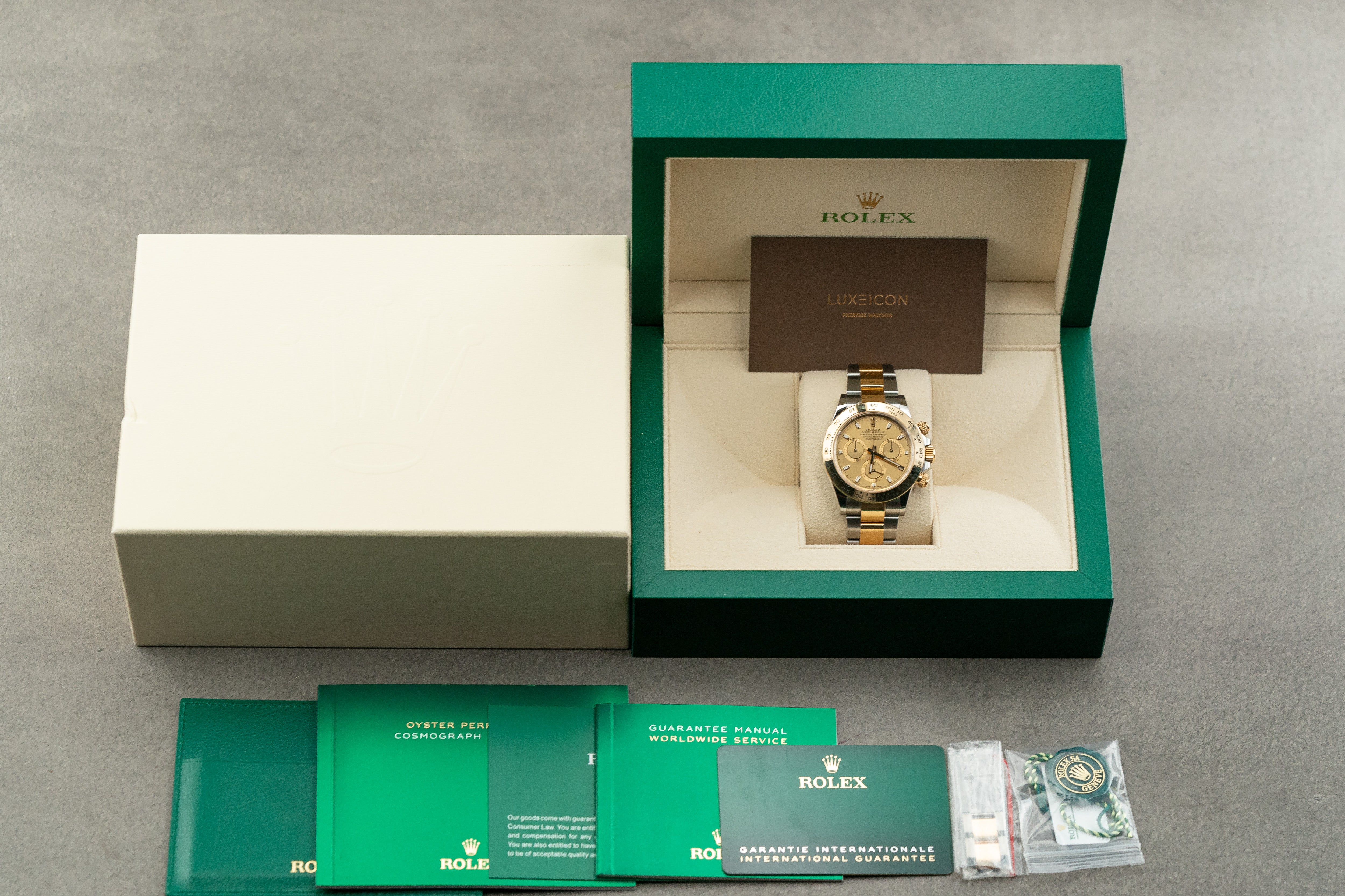 Rolex Daytona Cosmograph 40mm Yellow Gold Champagne Dial 116503 2022