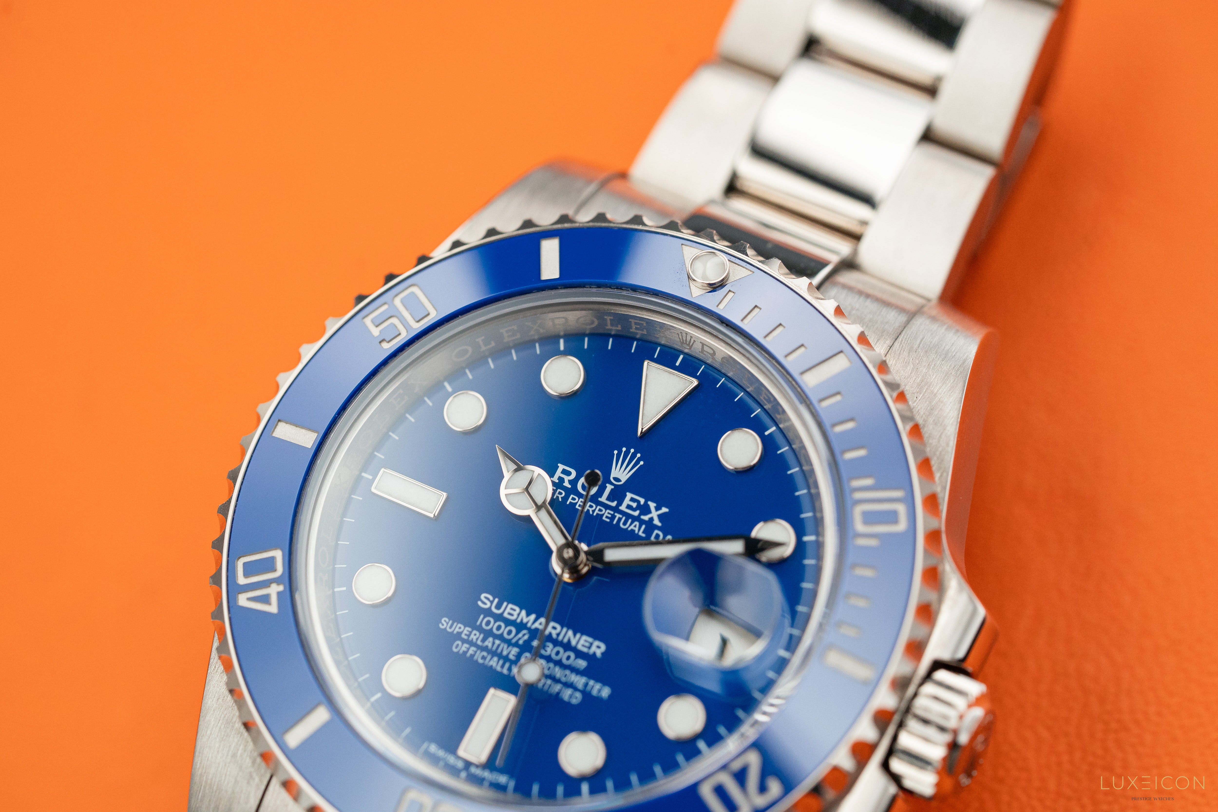 Rolex Submariner Date Smurf 116619LB Submariner 18K White Gold Blue Dial