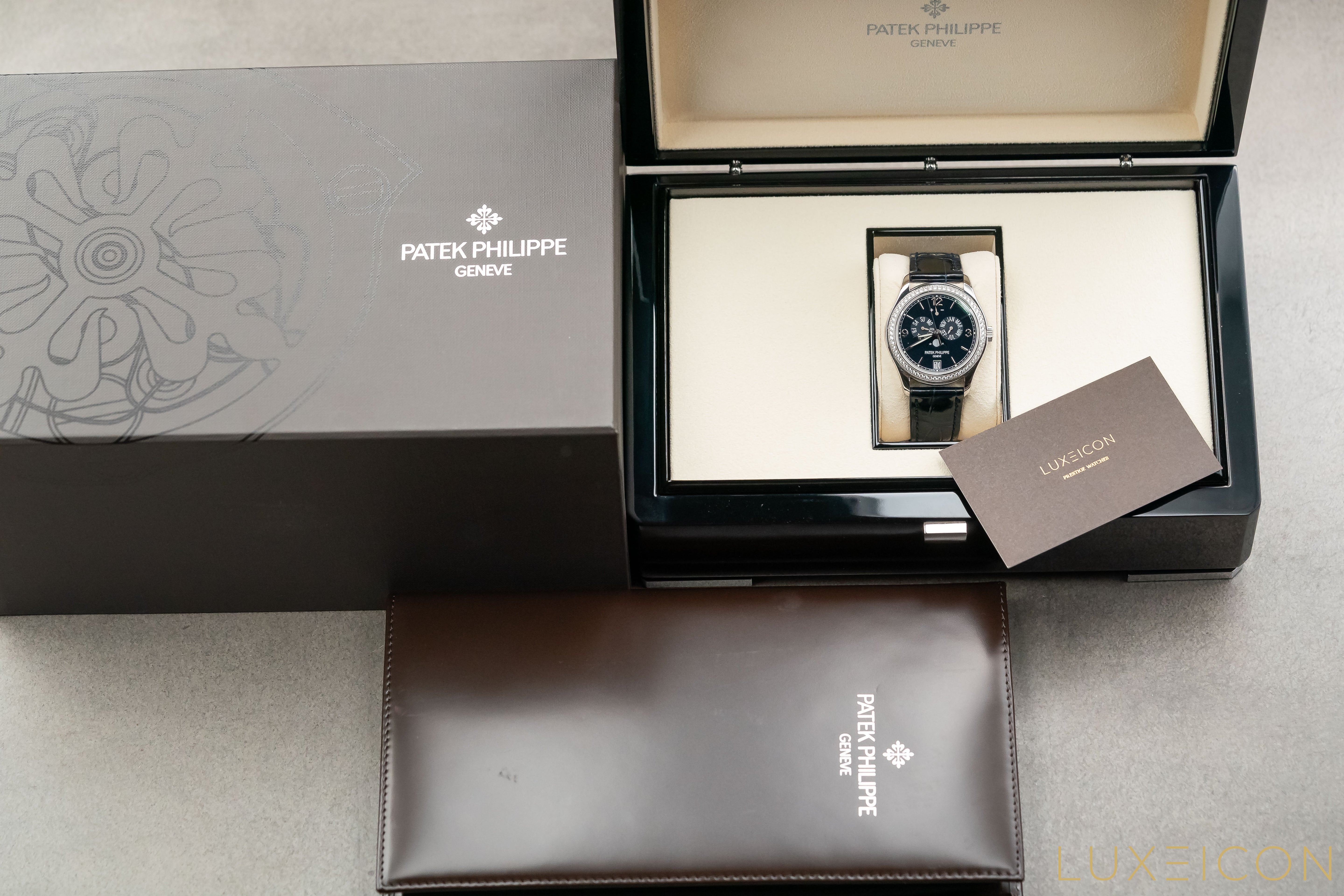 Patek Philippe Annual Calendar 5147G-001 Complications Automatic Blue Dial 18kt White Gold 2020