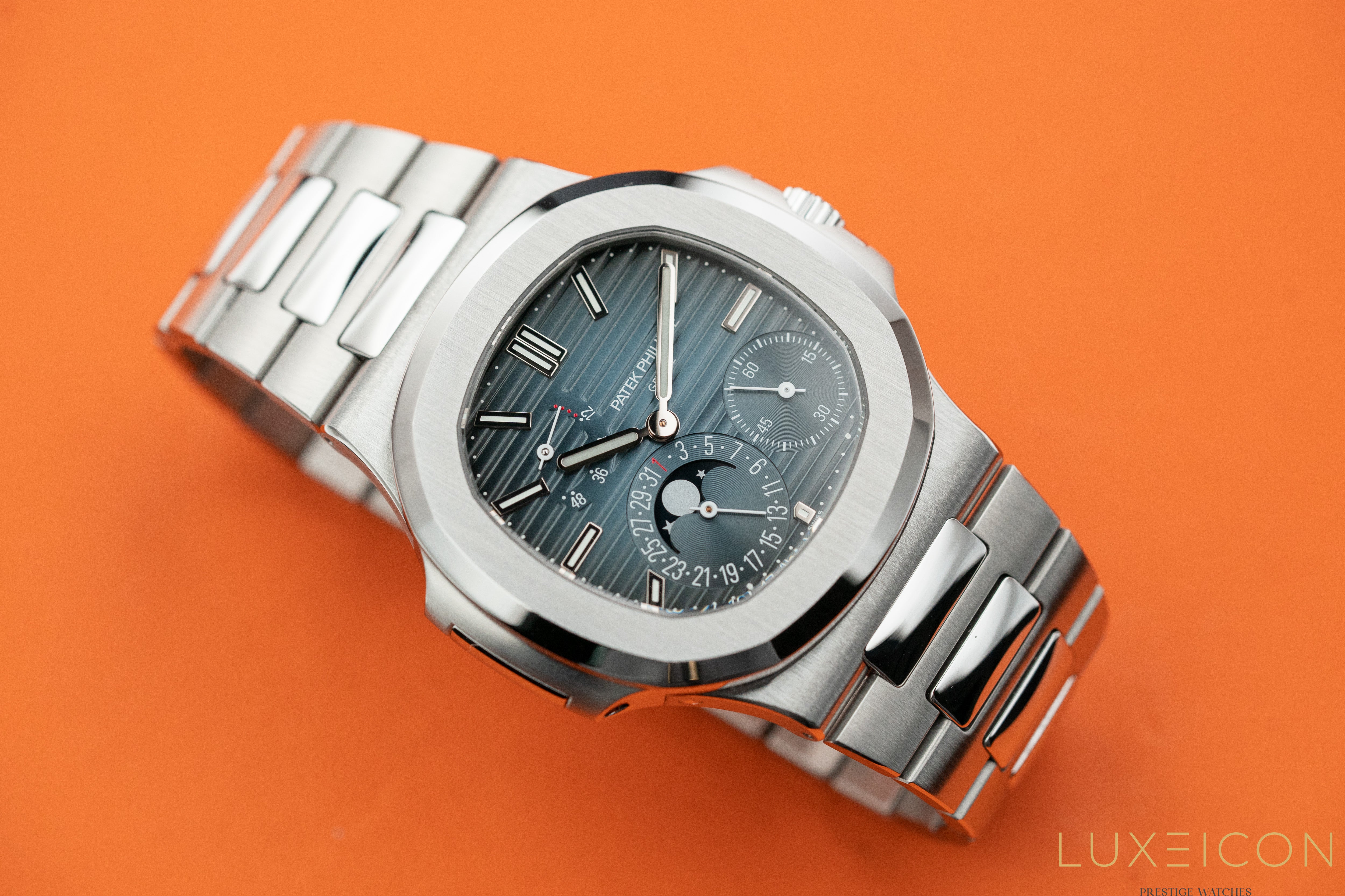 Patek Philippe Nautilus Moon Phase Stainless Steel Blue Date Dial 5712/1A-001