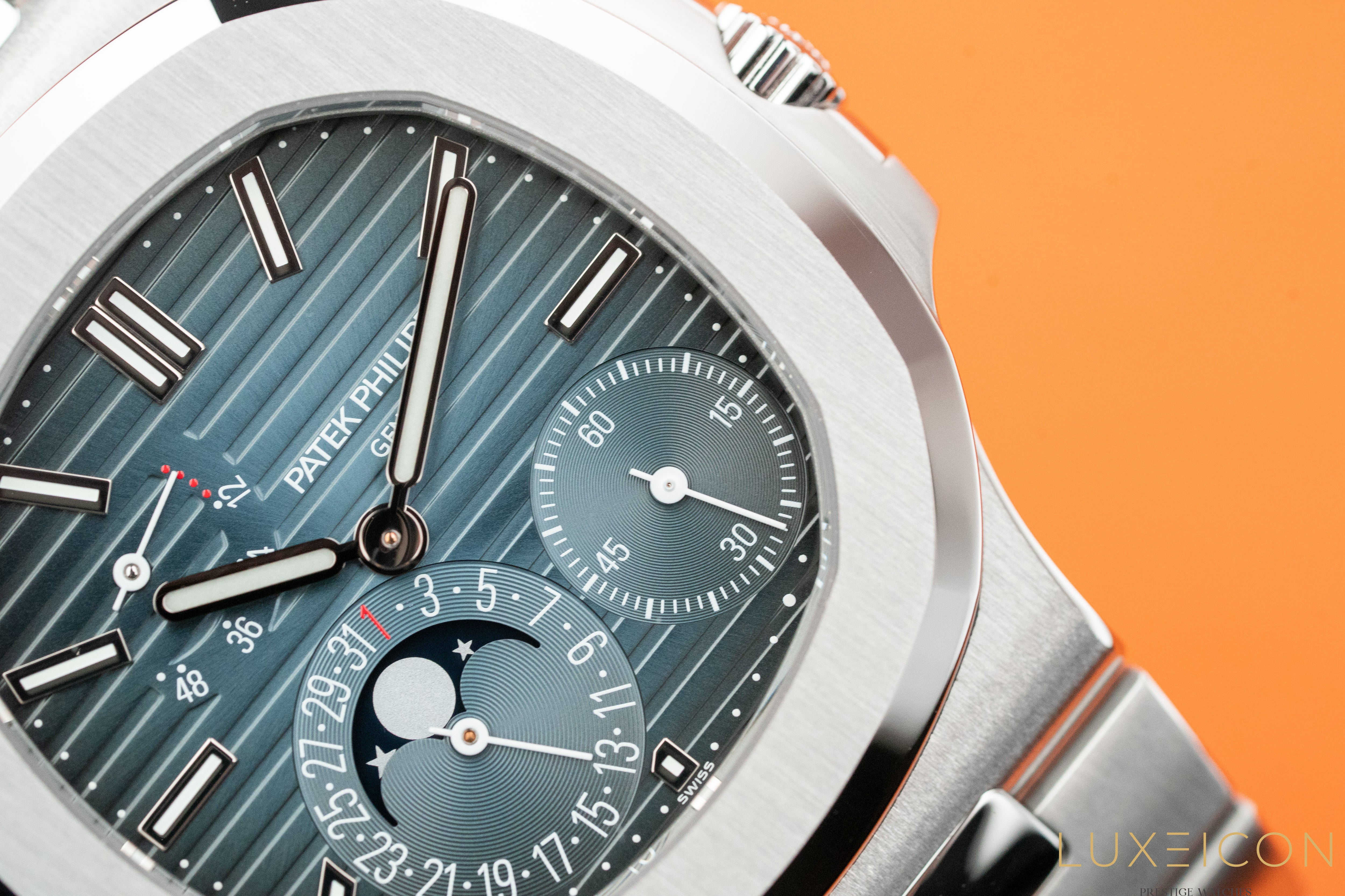 Patek Philippe Nautilus 5712/1A Moon Phase Stainless Steel Blue Dial 2021