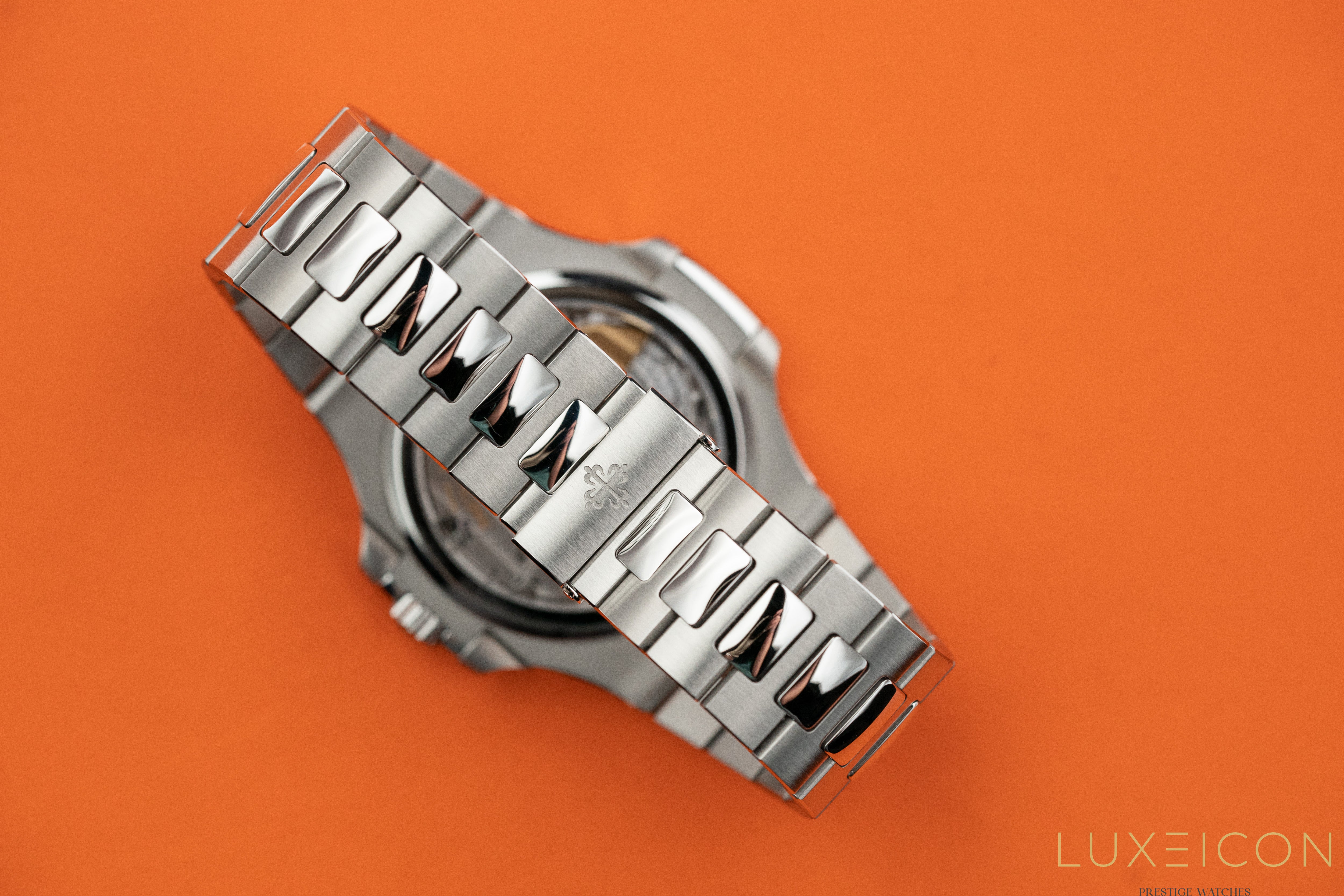 Patek Philippe Nautilus 5712/1A Moon Phase Stainless Steel Blue Dial 2021