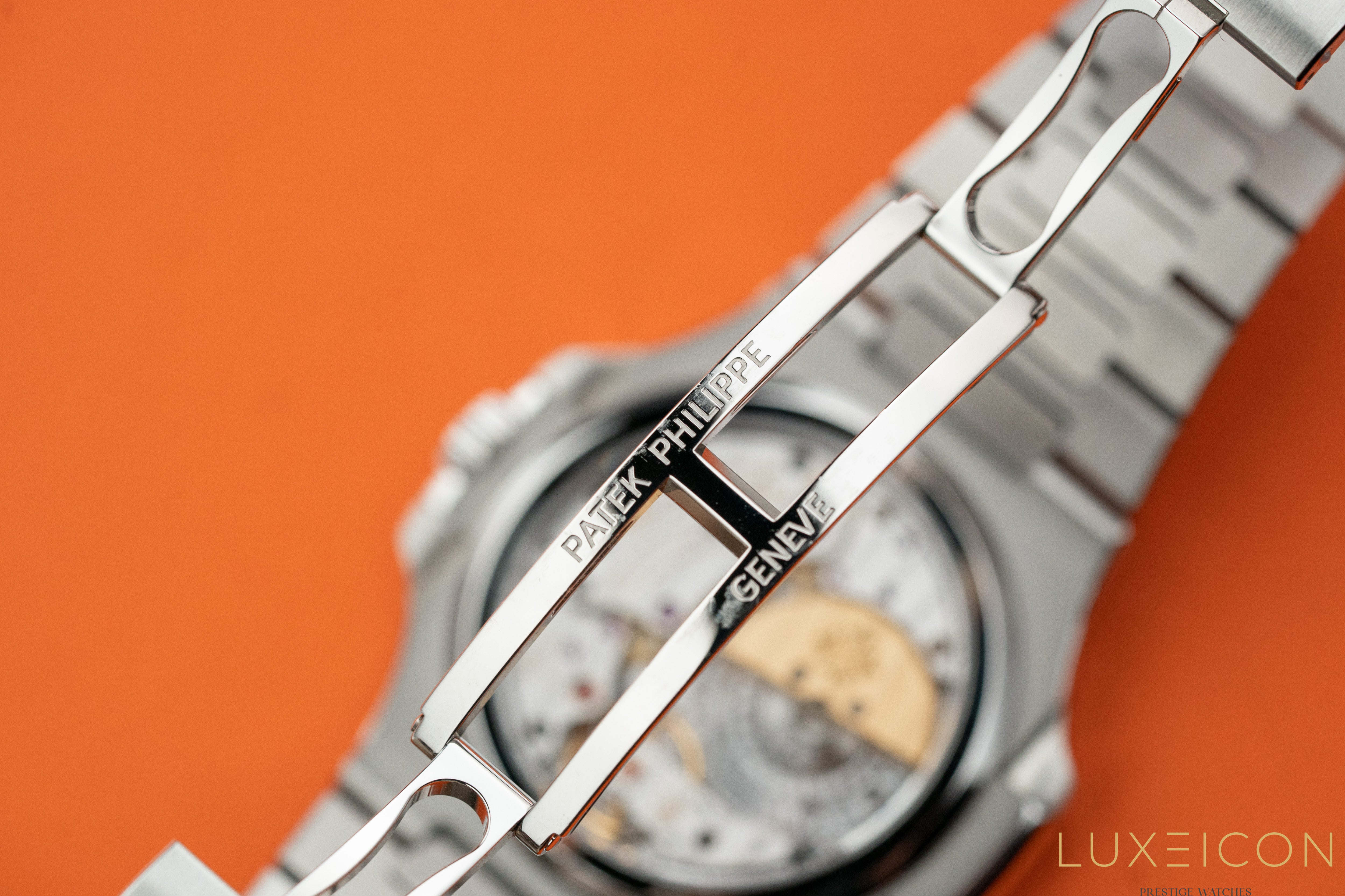 Patek Philippe Nautilus 5712/1A Moon Phase Stainless Steel Blue Dial 2021