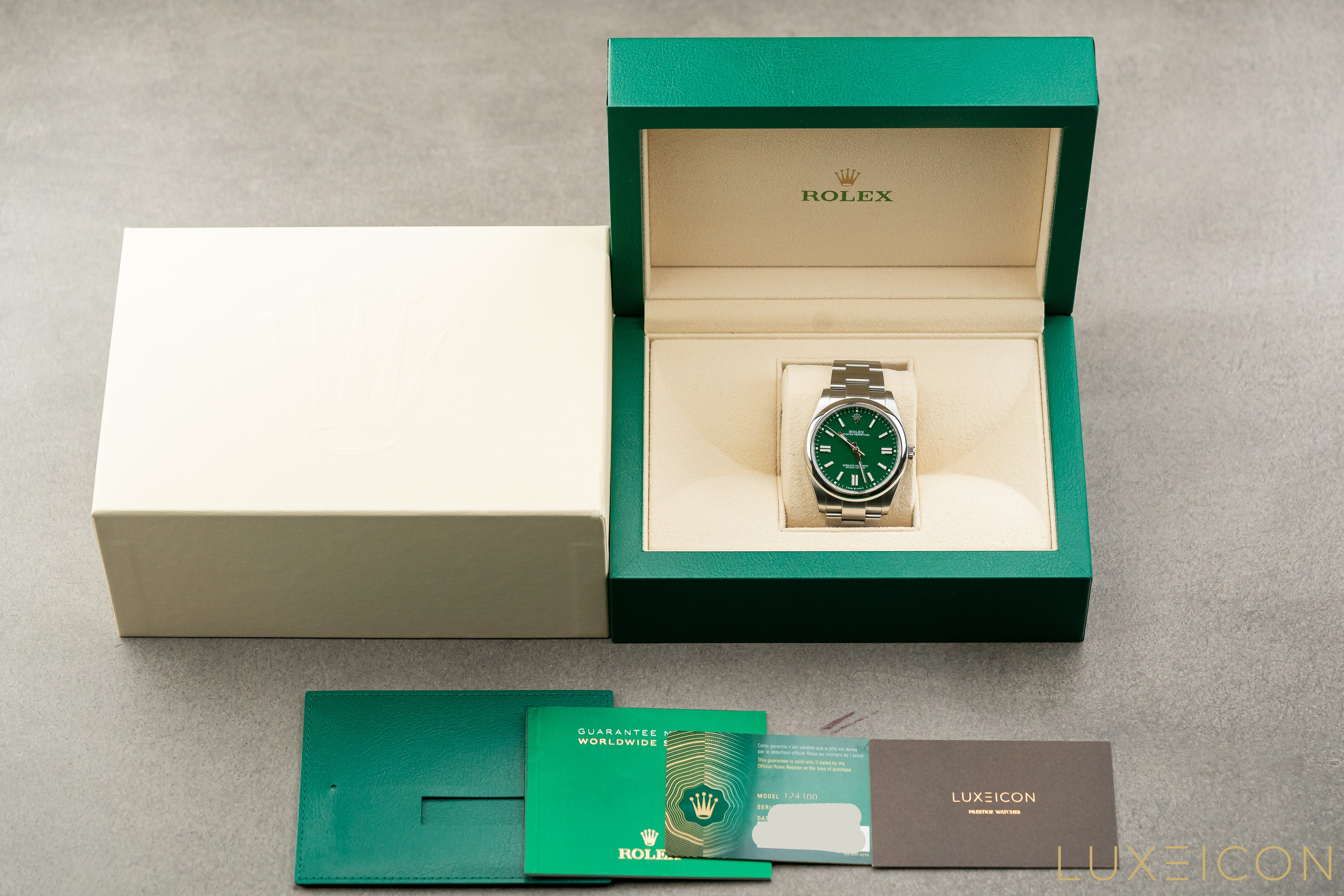 Rolex Oyster Perpetual 124300 41mm Green Index Dial Smooth Bezel