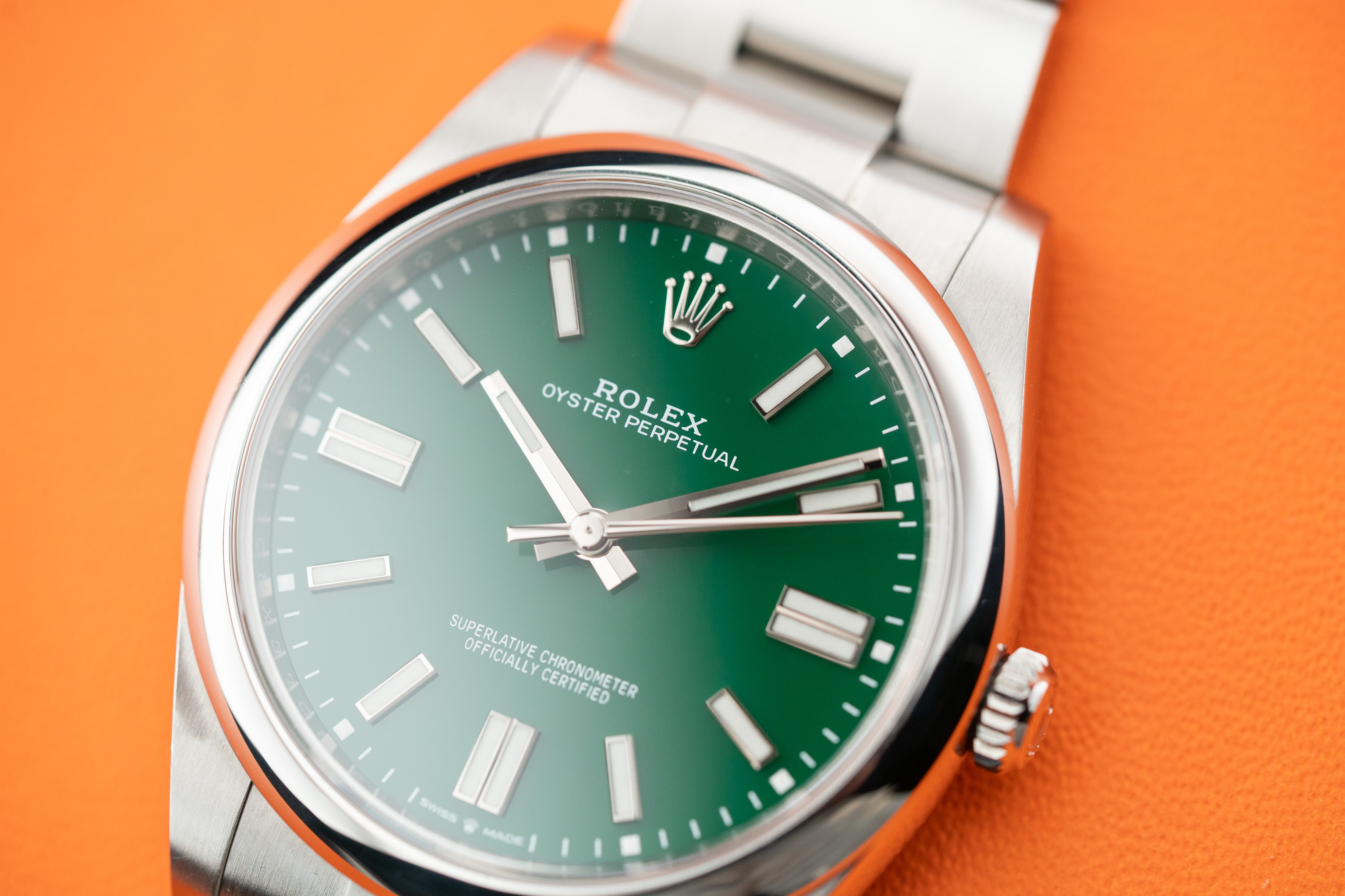 Rolex Oyster Perpetual 124300 41mm Green Index Dial Smooth Bezel 2022