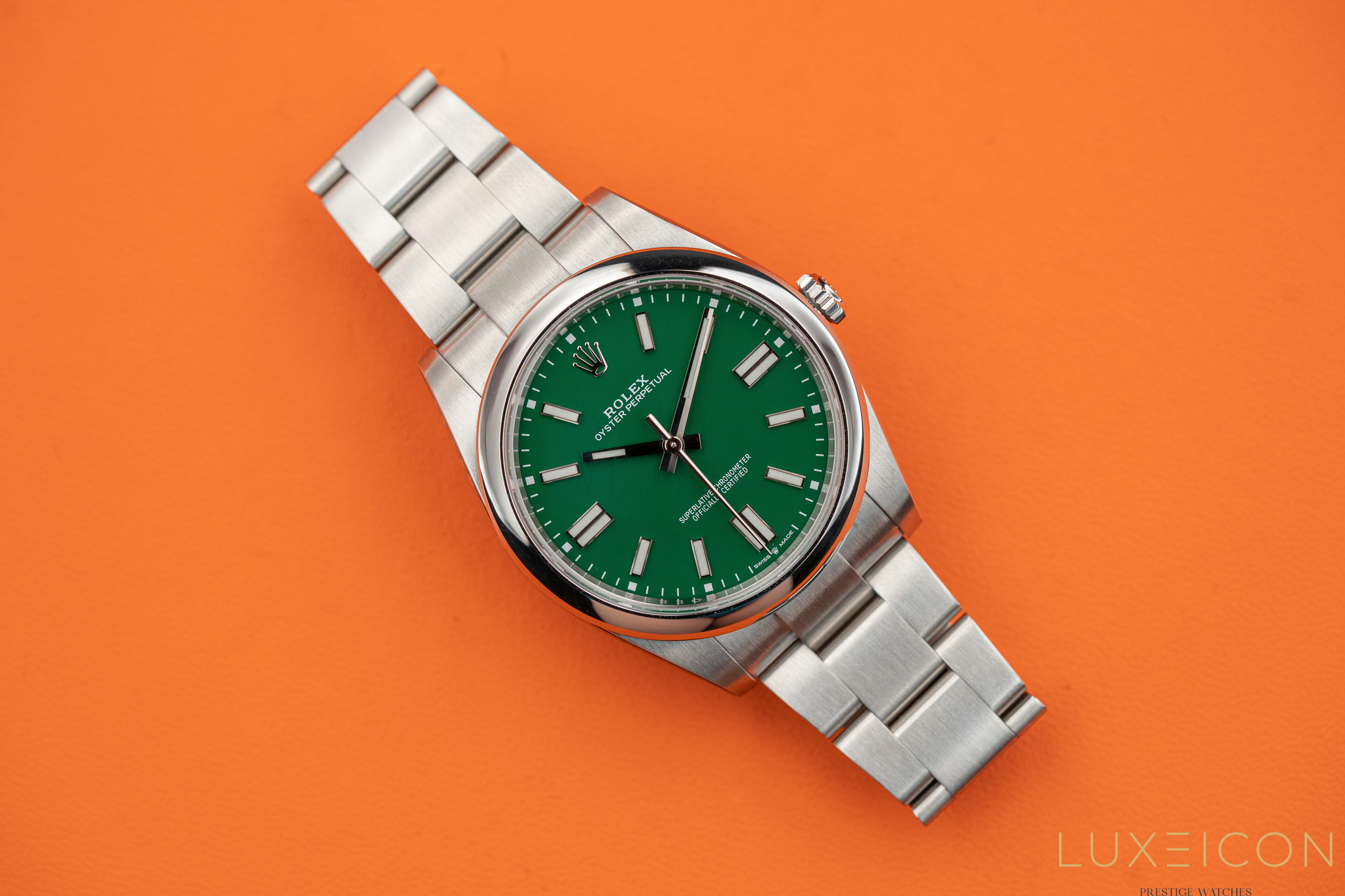 Rolex Oyster Perpetual 124300 41mm Green Index Dial Smooth Bezel