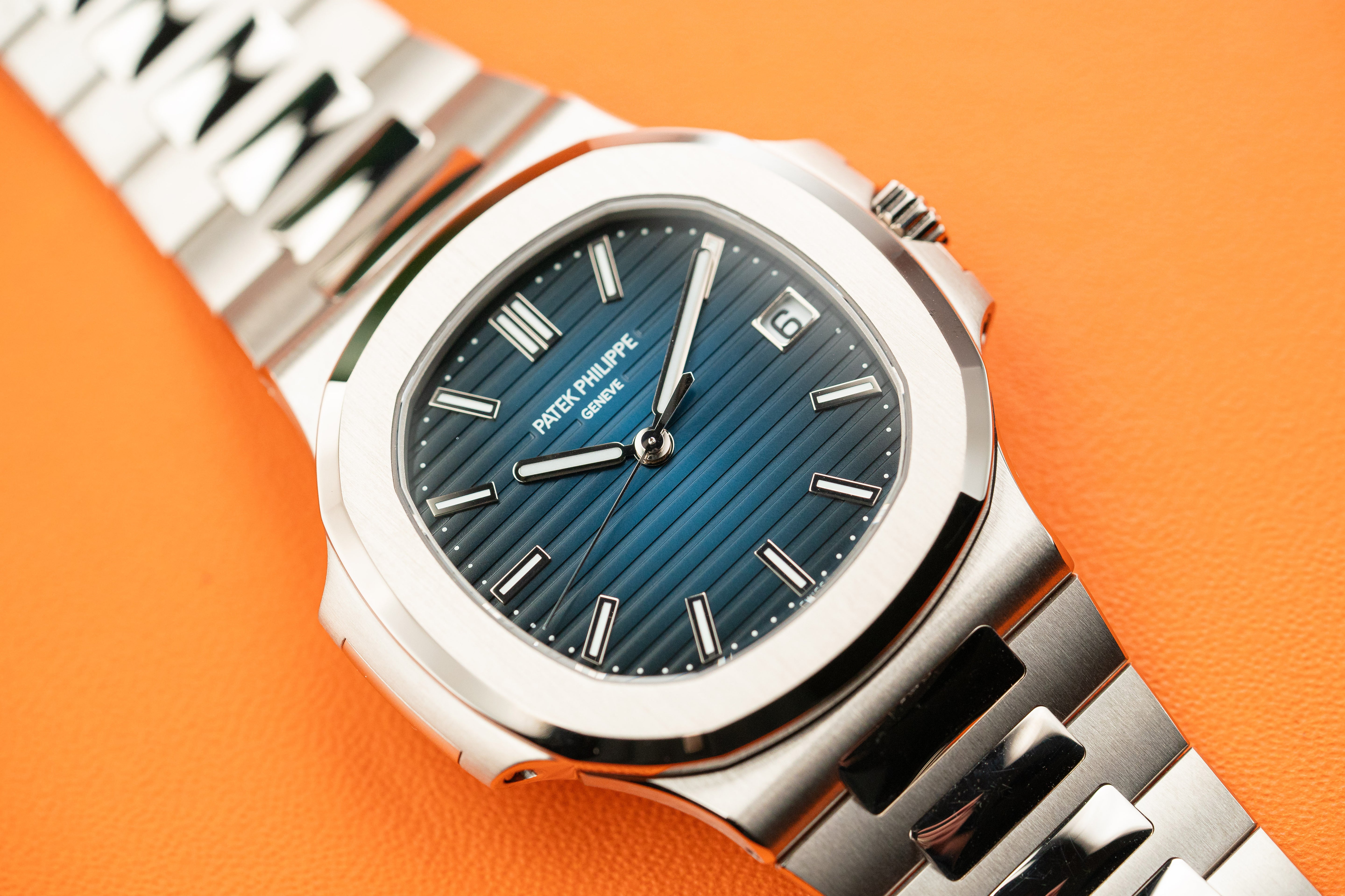 Patek Philippe Nautilus 5811/1G-001 Blue Dial White Gold 41mm 2026