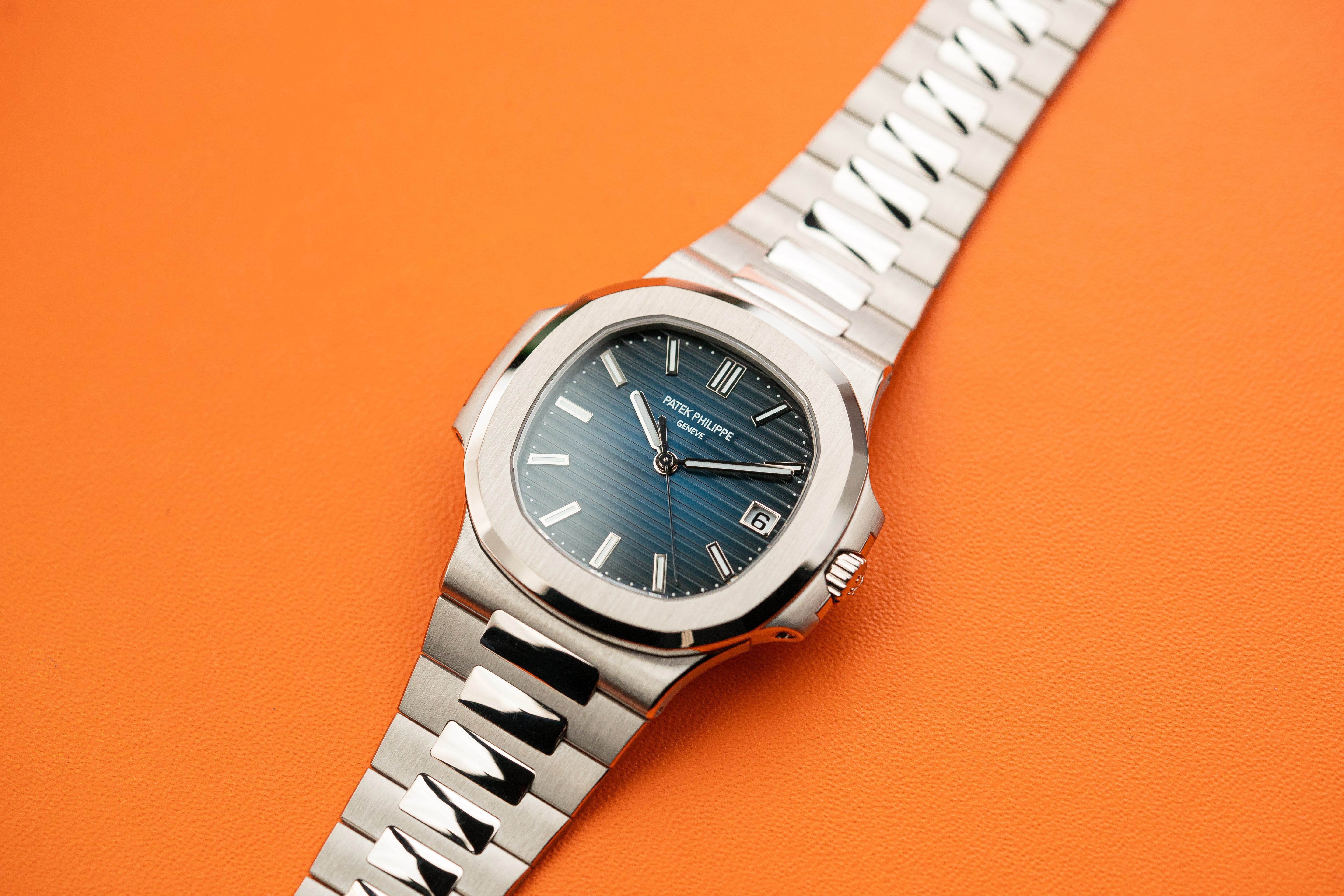 Patek Philippe Nautilus 5811/1G-001 Blue Dial White Gold 41mm 2026